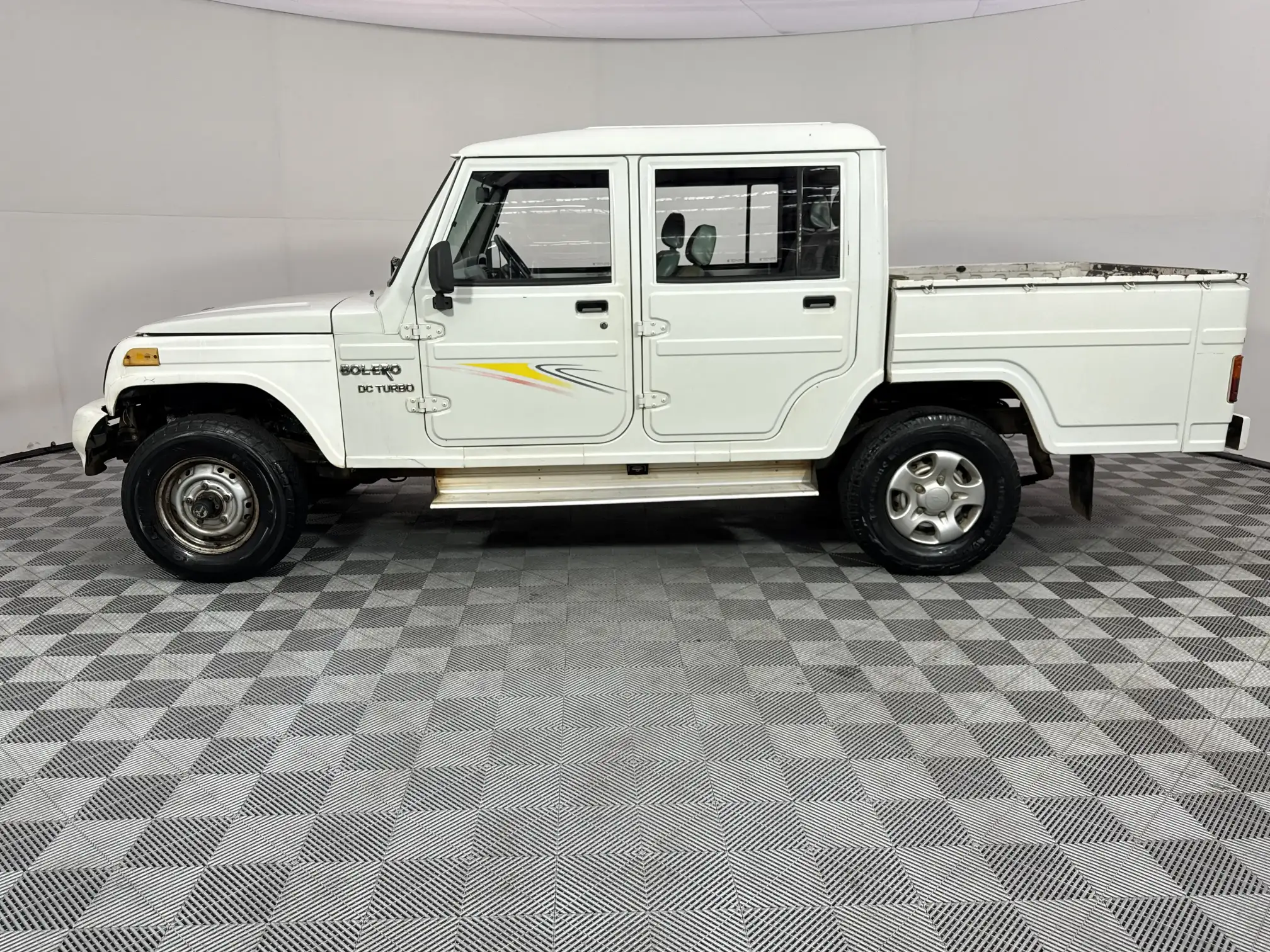 Mahindra Bolero