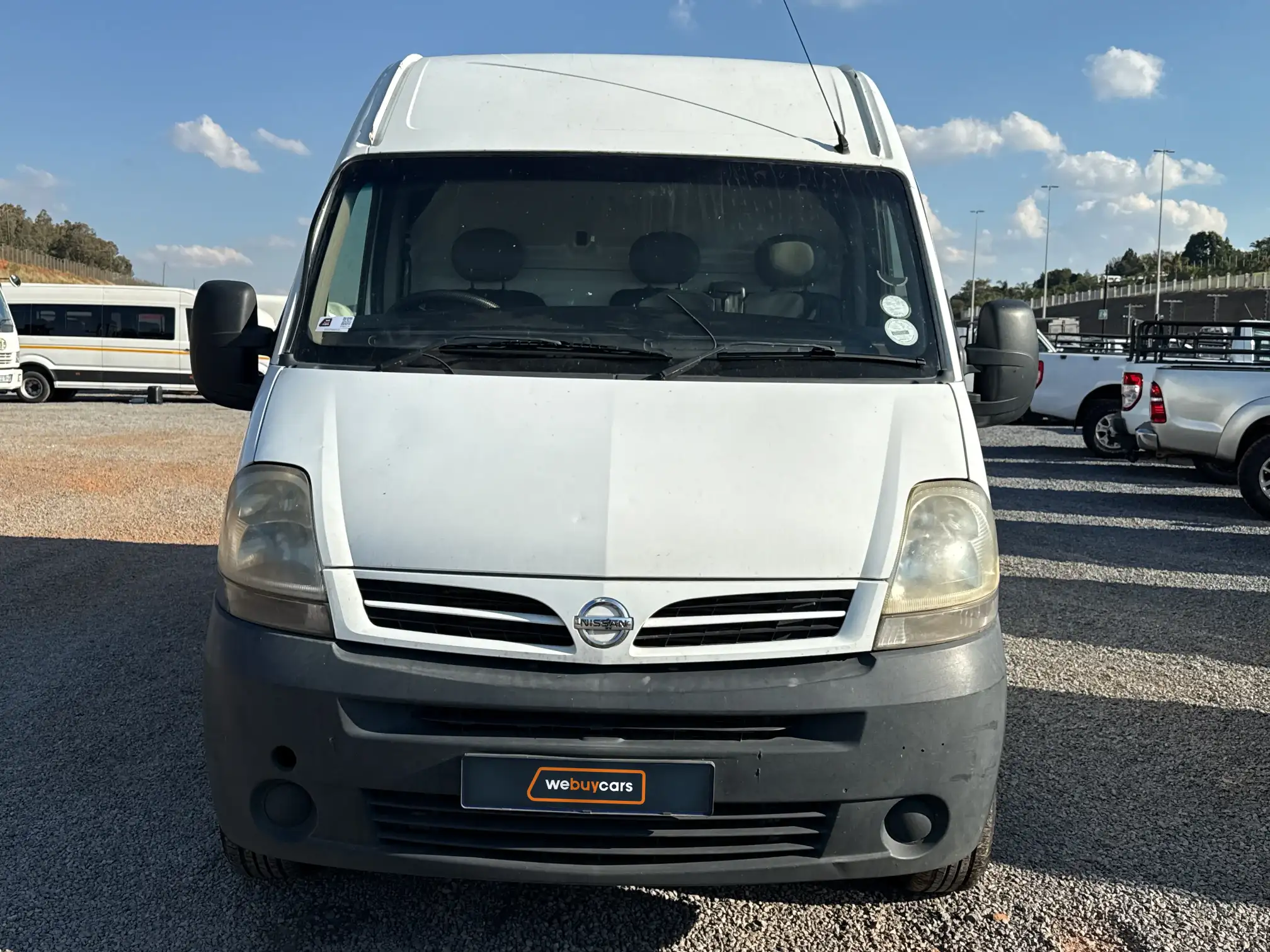 Nissan Interstar