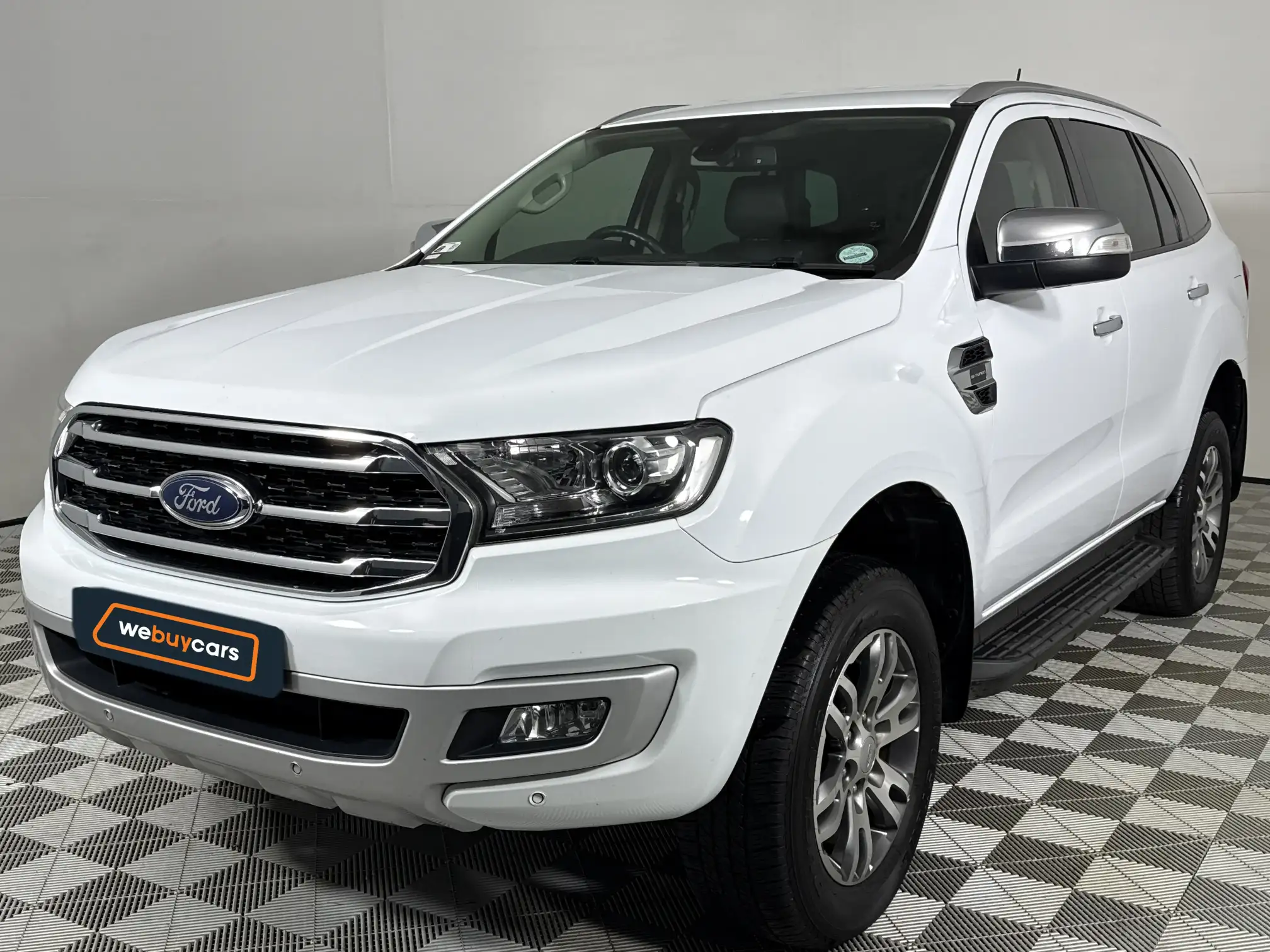 2020 Ford Everest