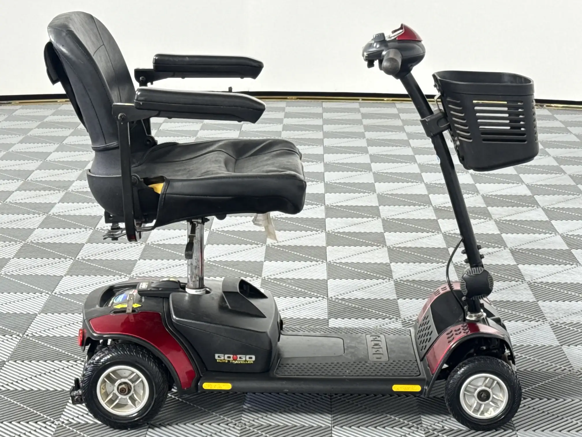 Pride Mobility 