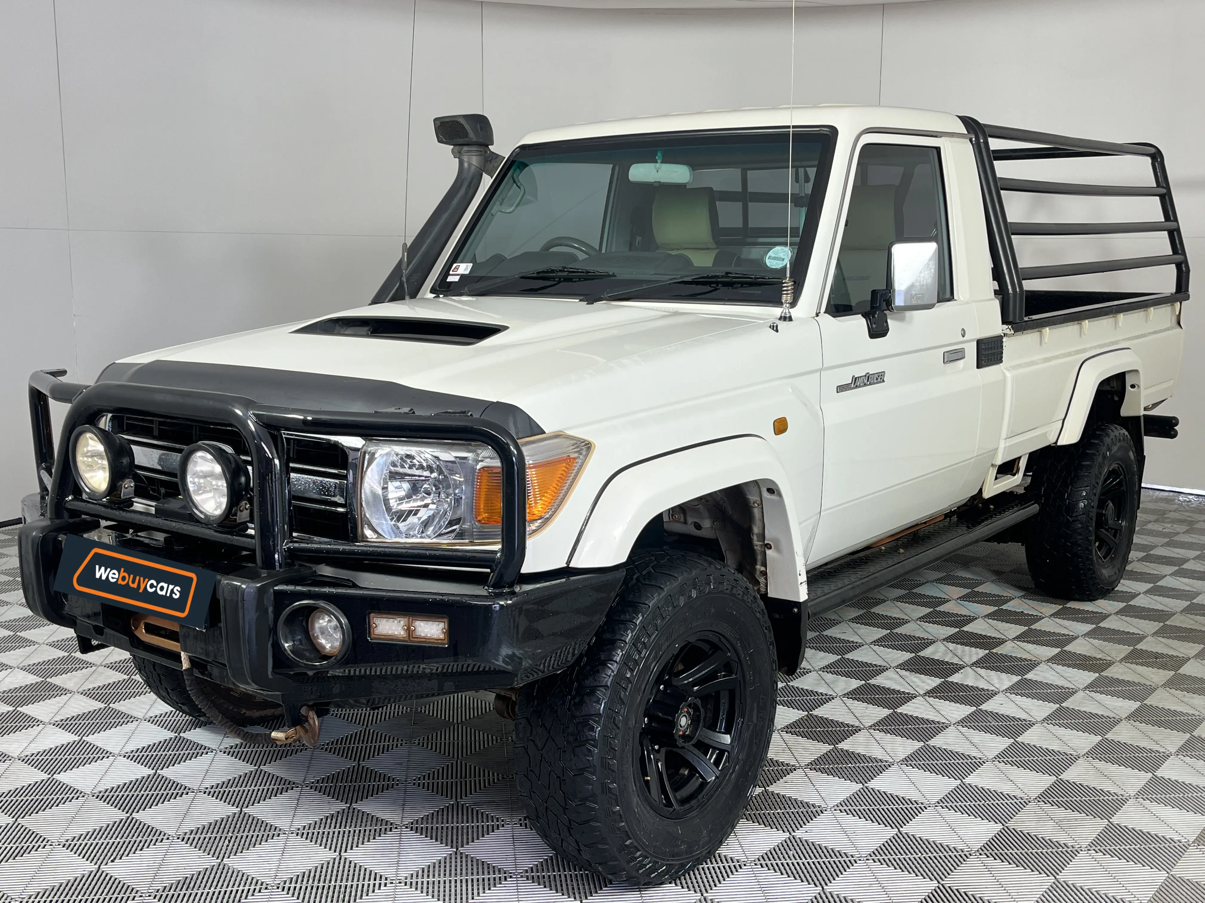 2015 Toyota Land Cruiser 79 4.5d Pick Up Single Cab
