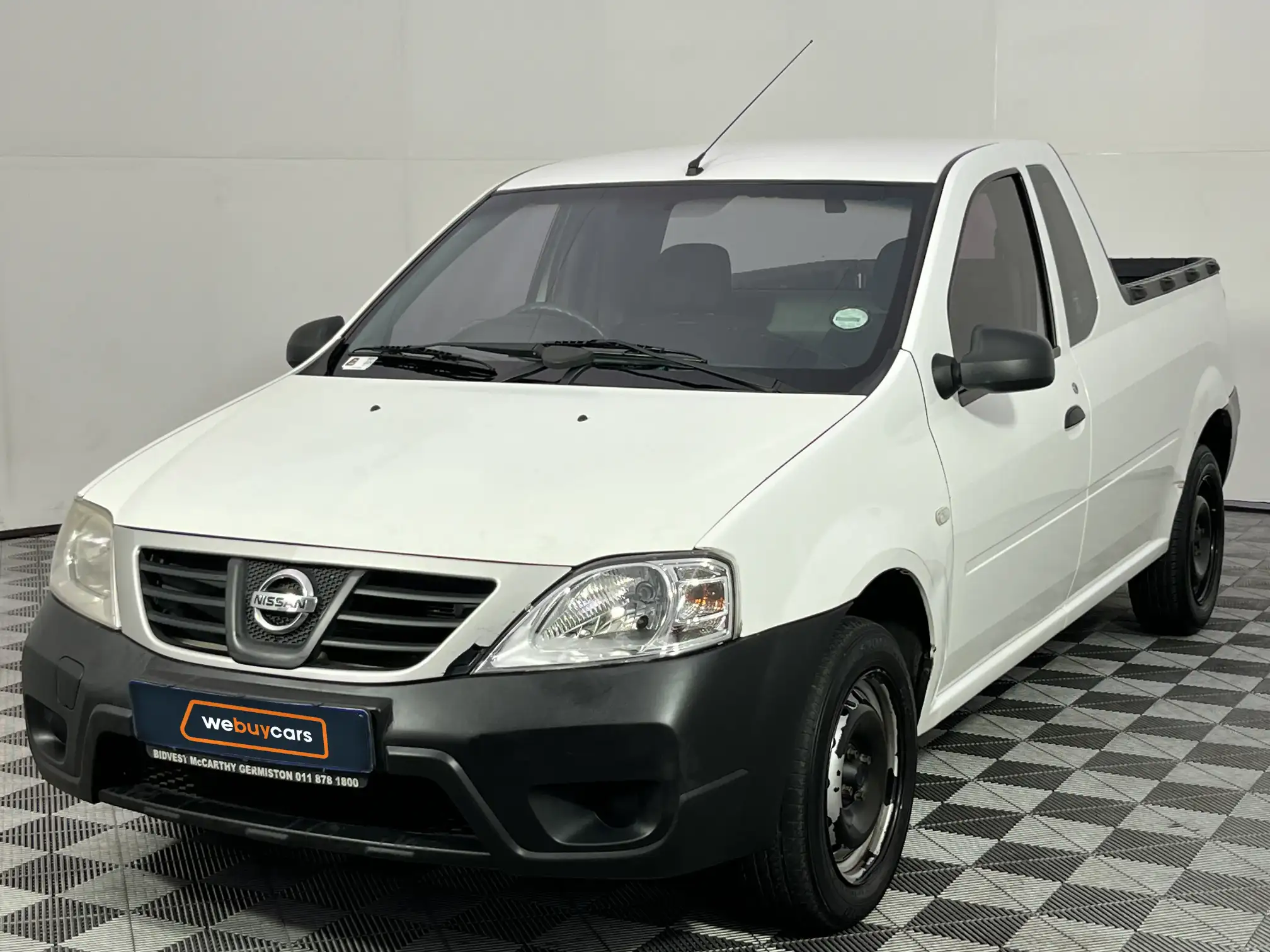 2017 Nissan NP200