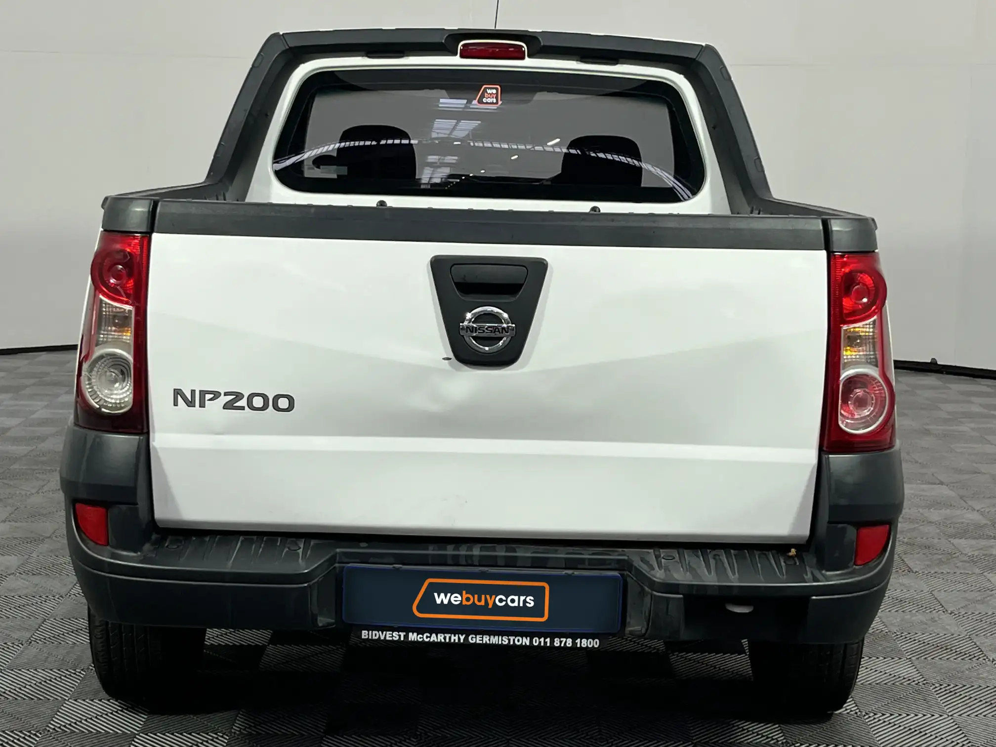 Nissan NP200