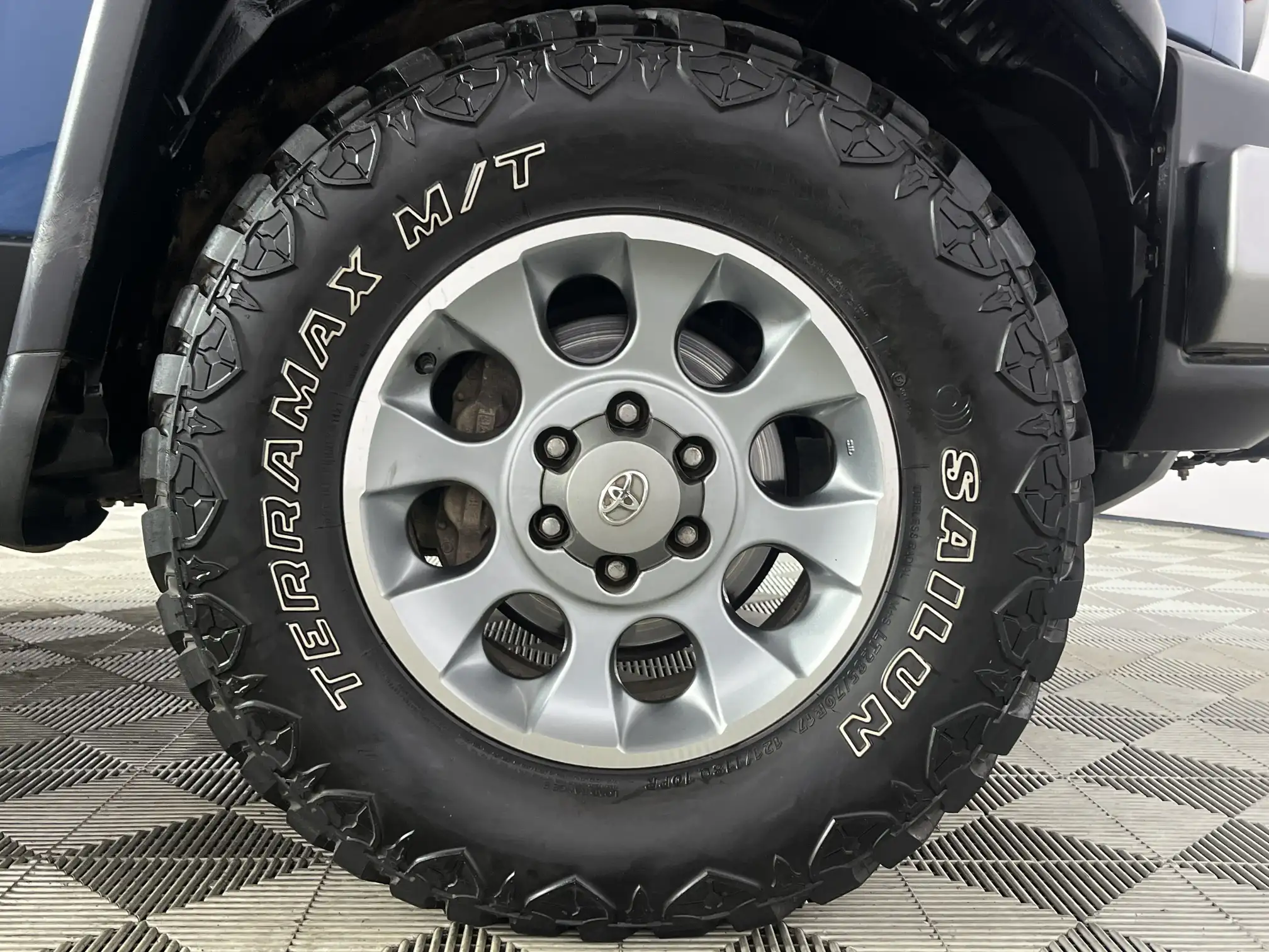 Toyota Land Cruiser