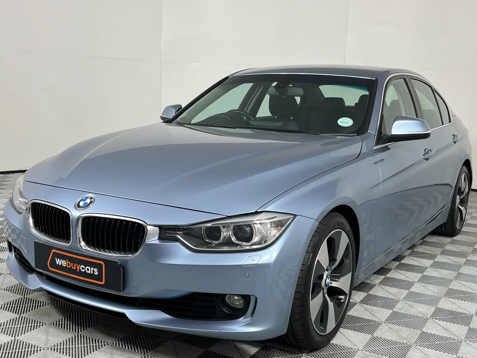 2013 BMW 3 Series 335i M Sport Activehybrid3 Auto (F30)