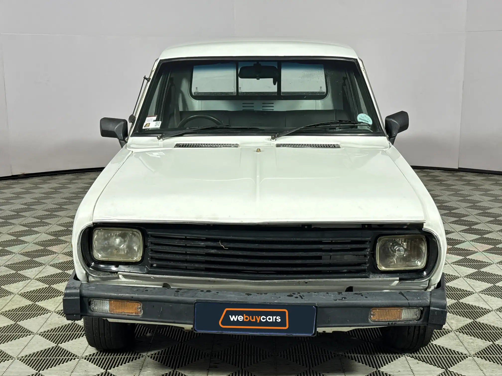 Nissan 1400
