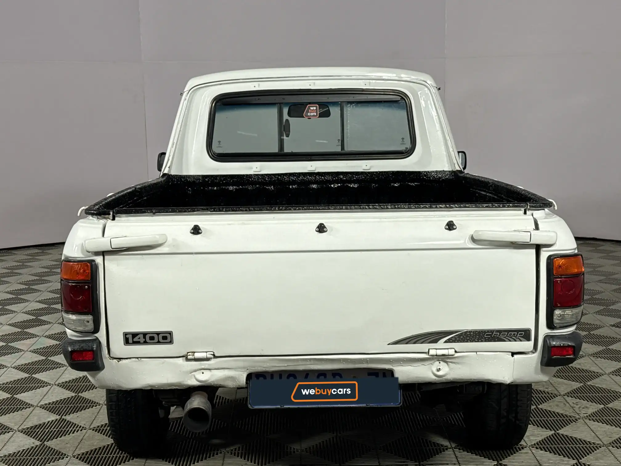 Nissan 1400