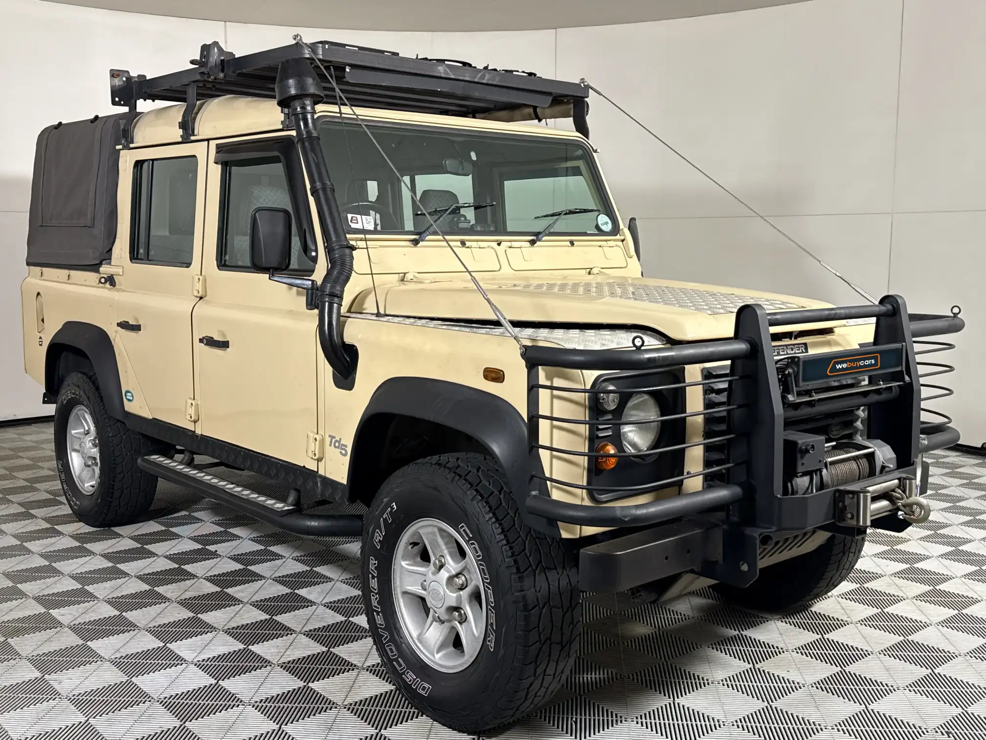 Land Rover Defender
