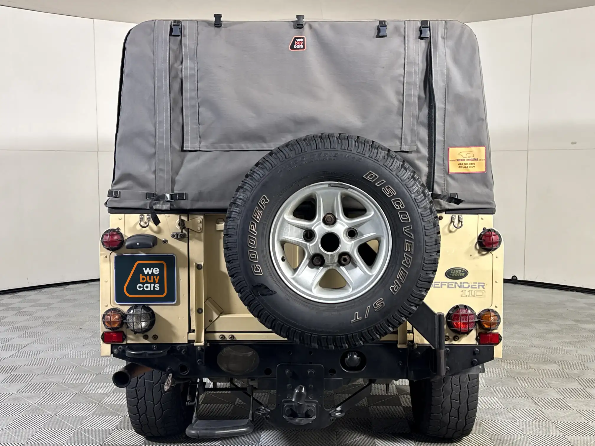 Land Rover Defender