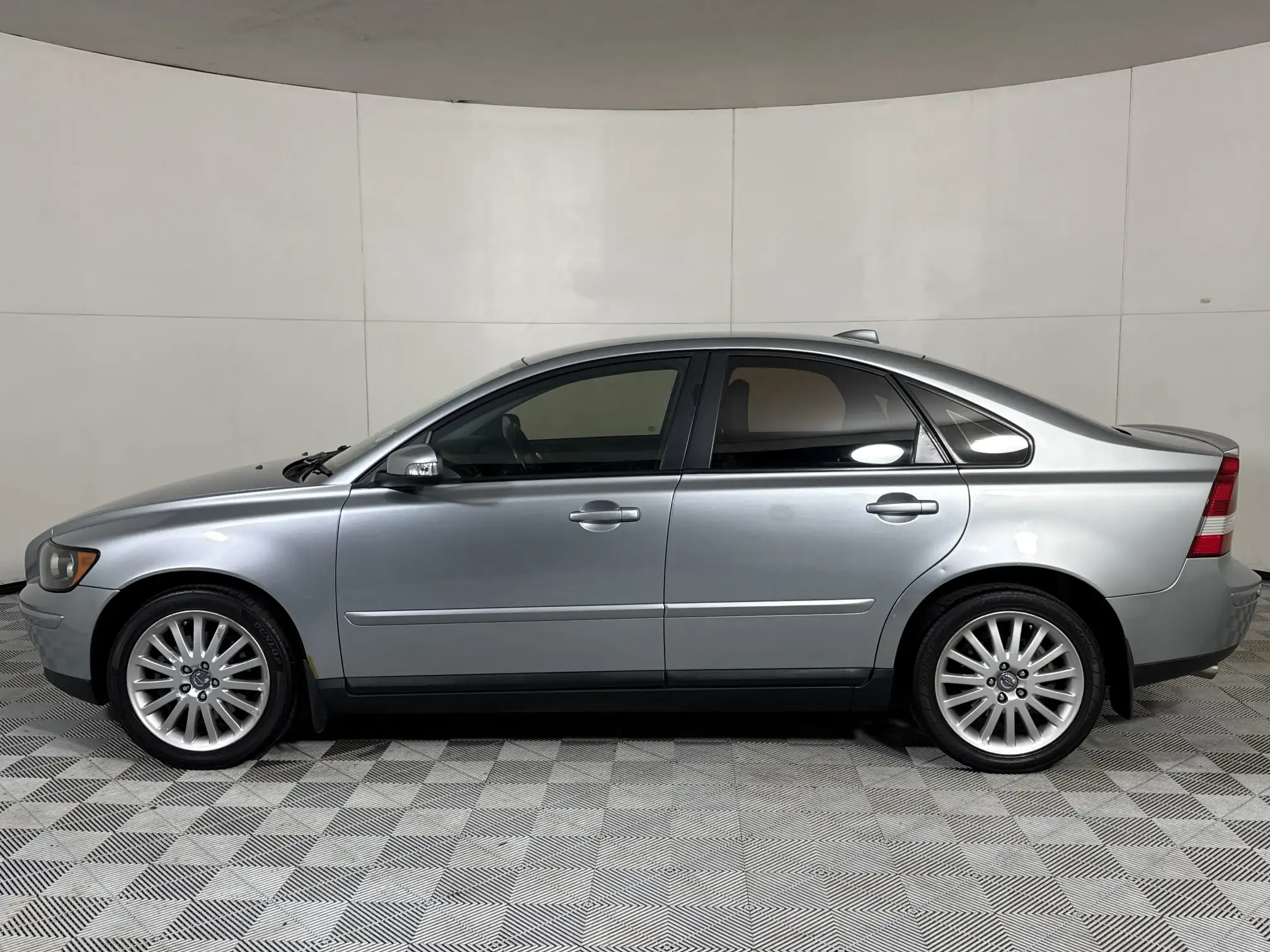 Volvo S40