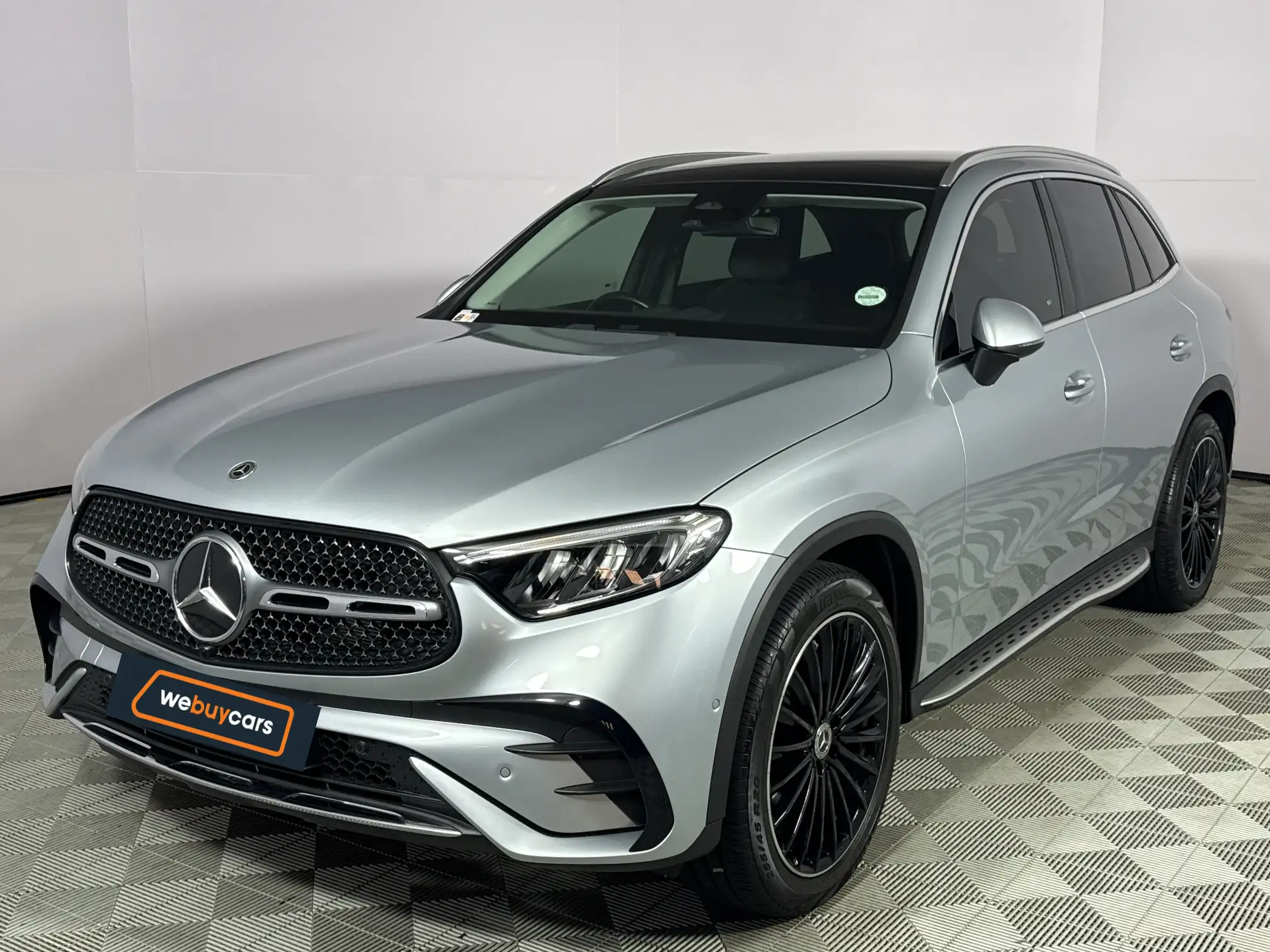 2023 Mercedes-Benz GLC