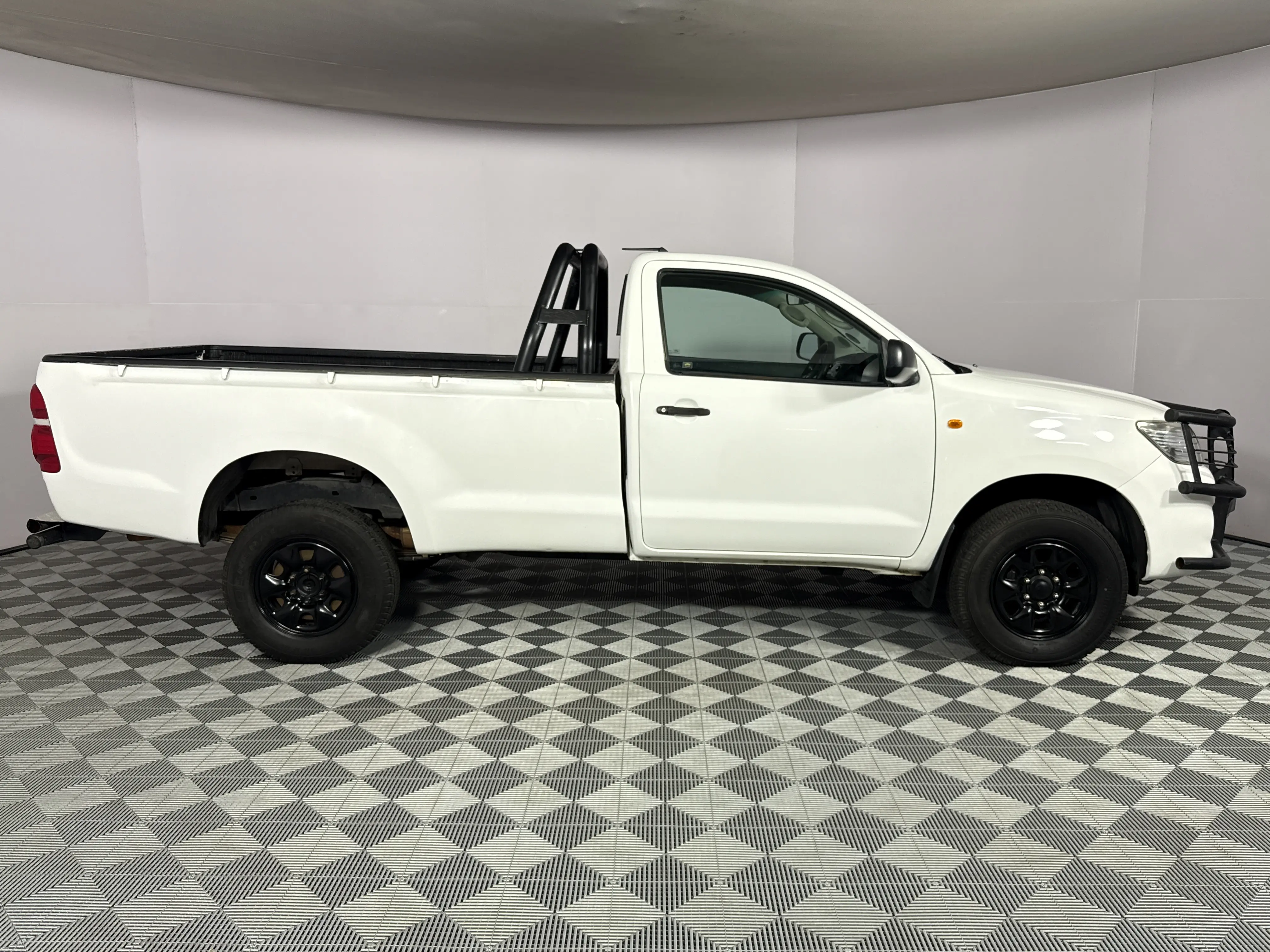 2014 Toyota Hilux 2.5 D-4d SRX 4x4 Pick Up Single Cab, photo 4