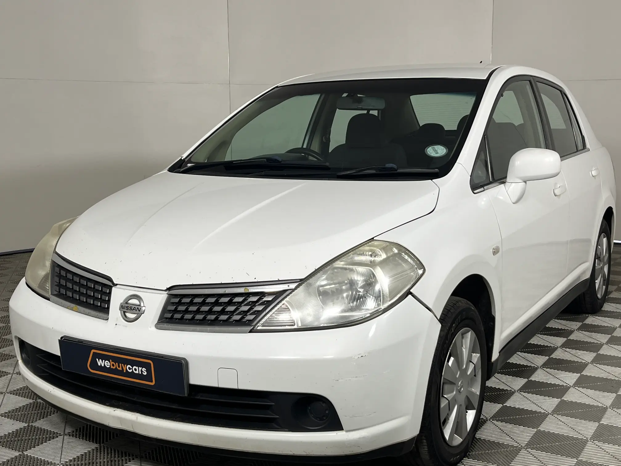 2010 Nissan Tiida 1.6 Visia (H30)