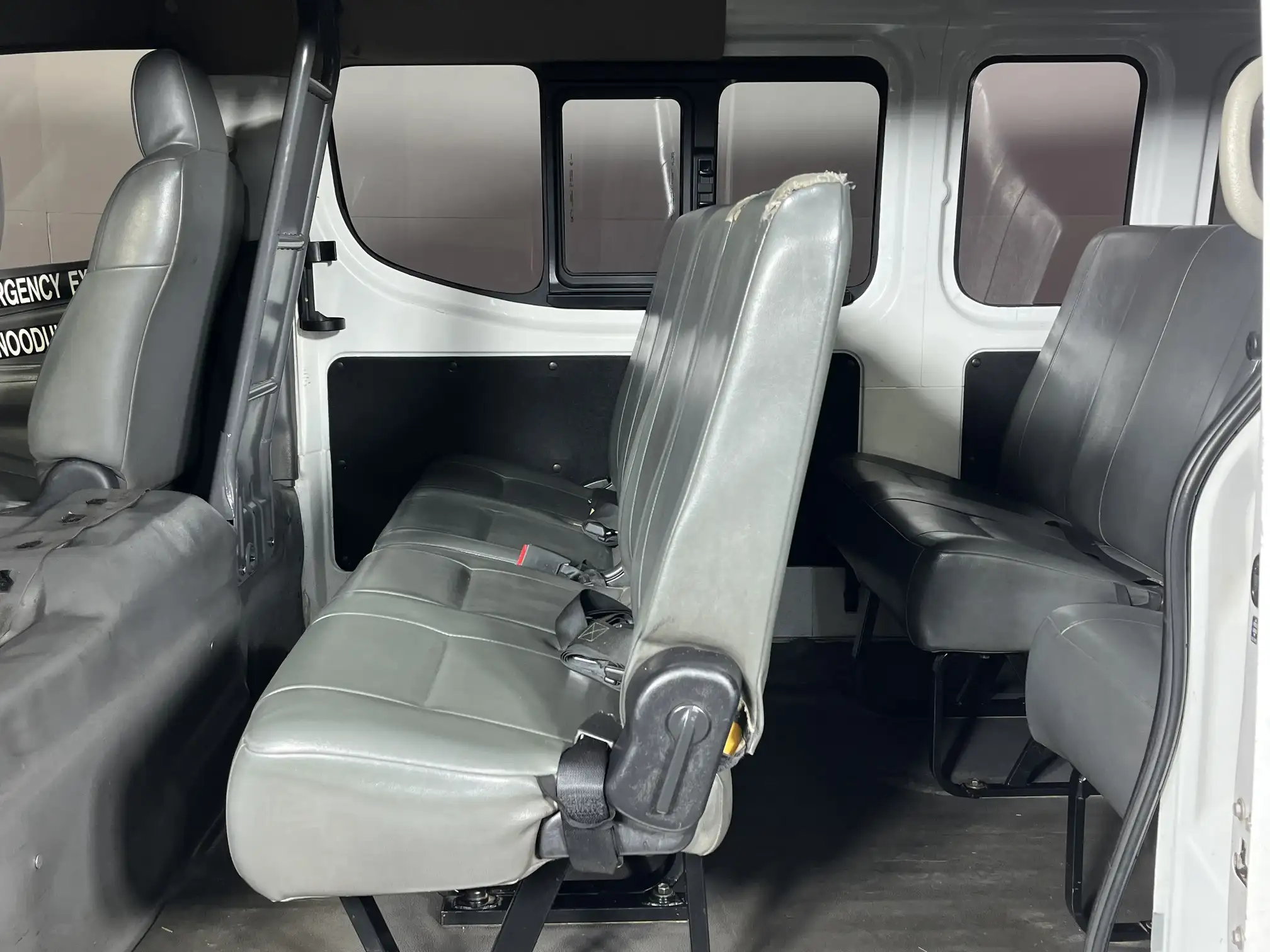Nissan Nv350