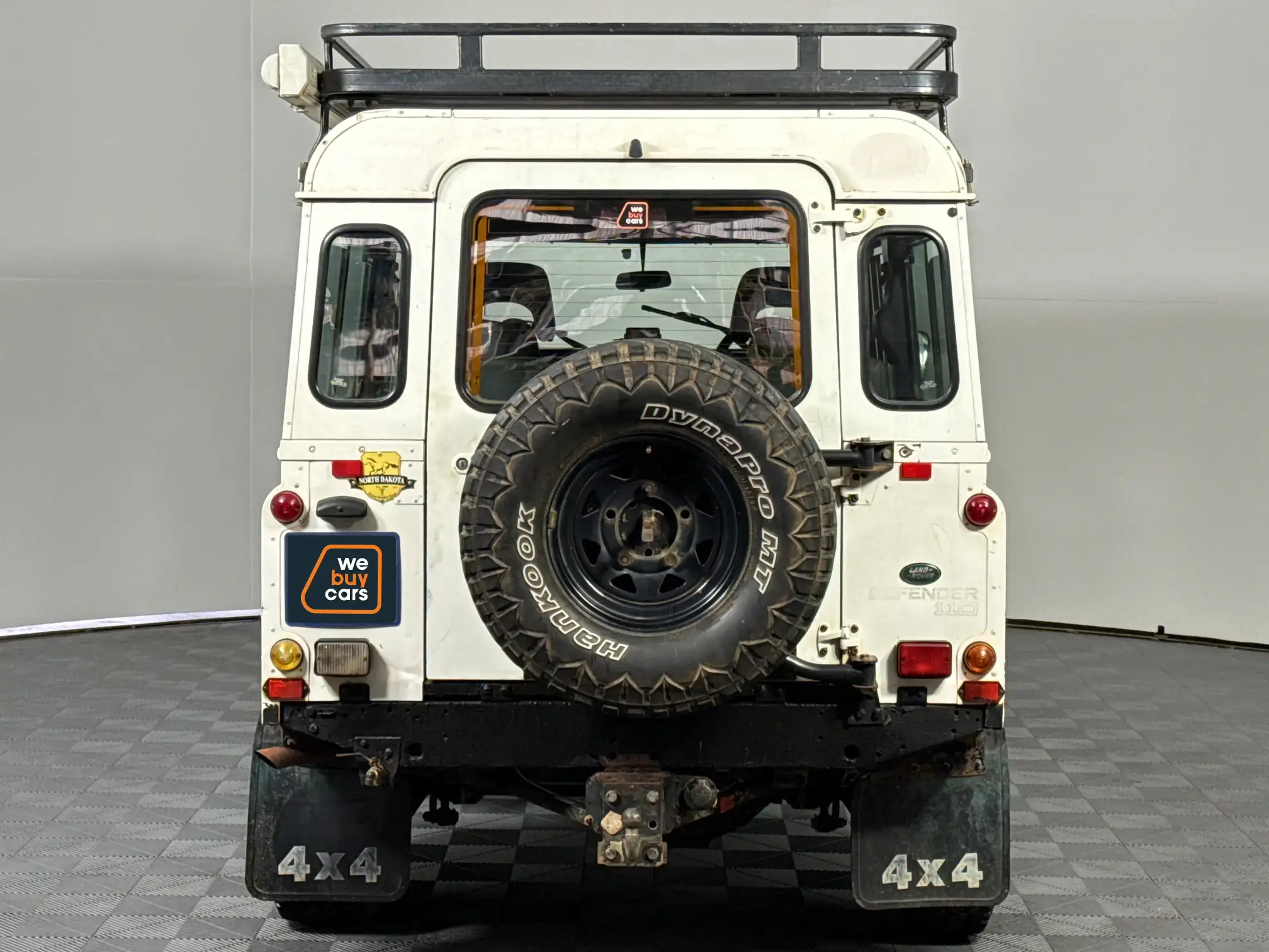 Land Rover Defender 110