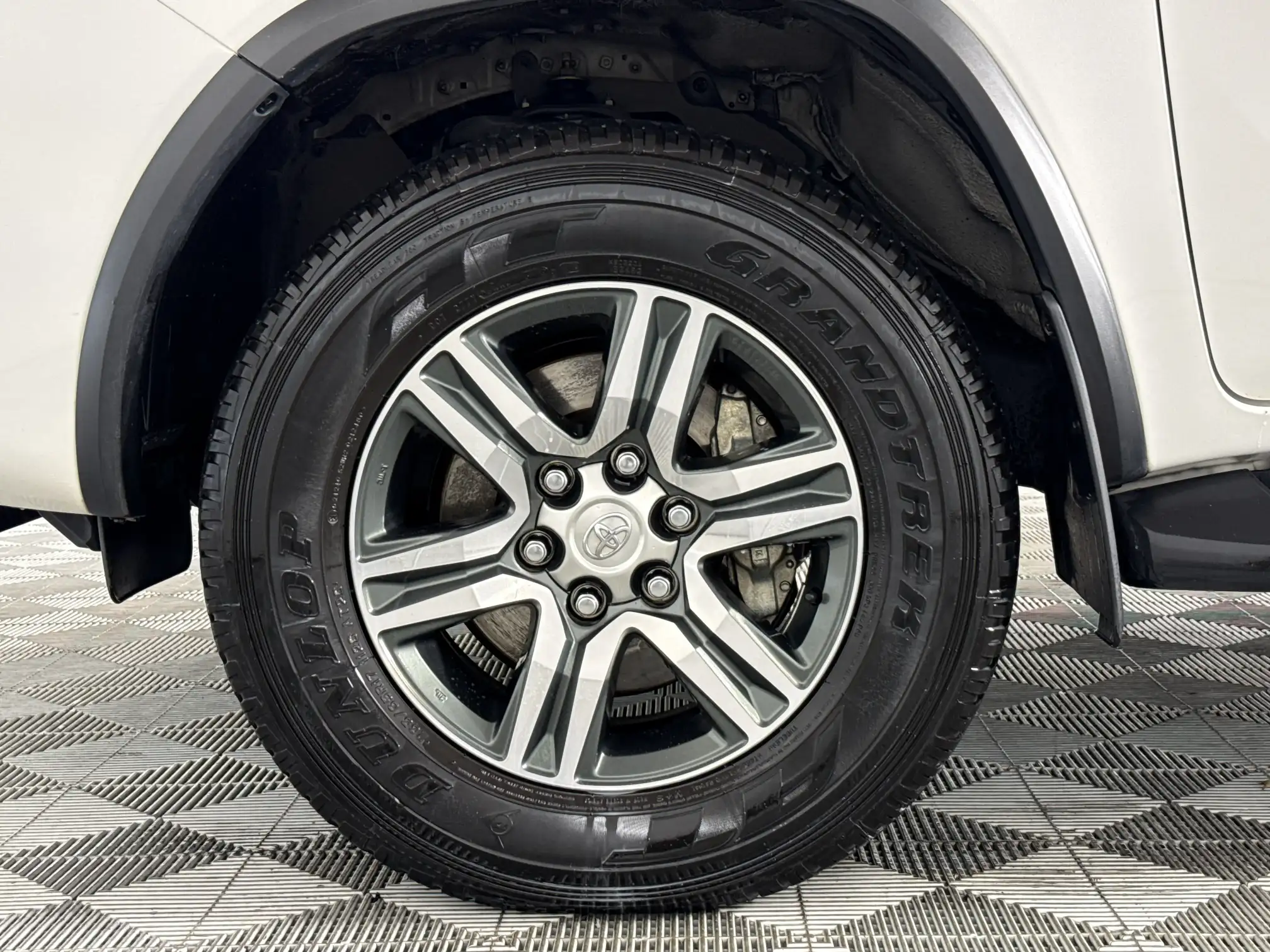 Toyota Fortuner