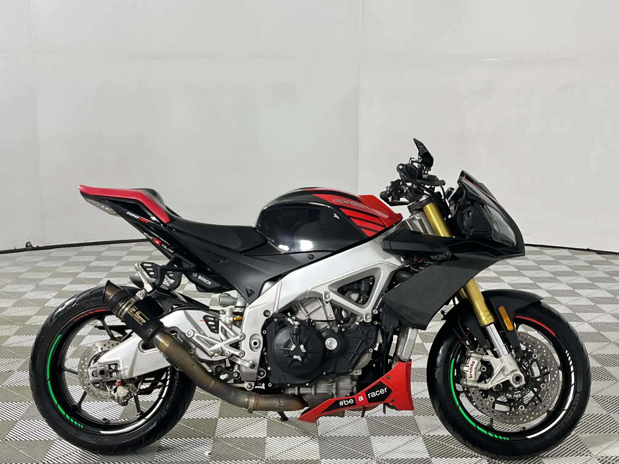 2021 Aprilia Tuono