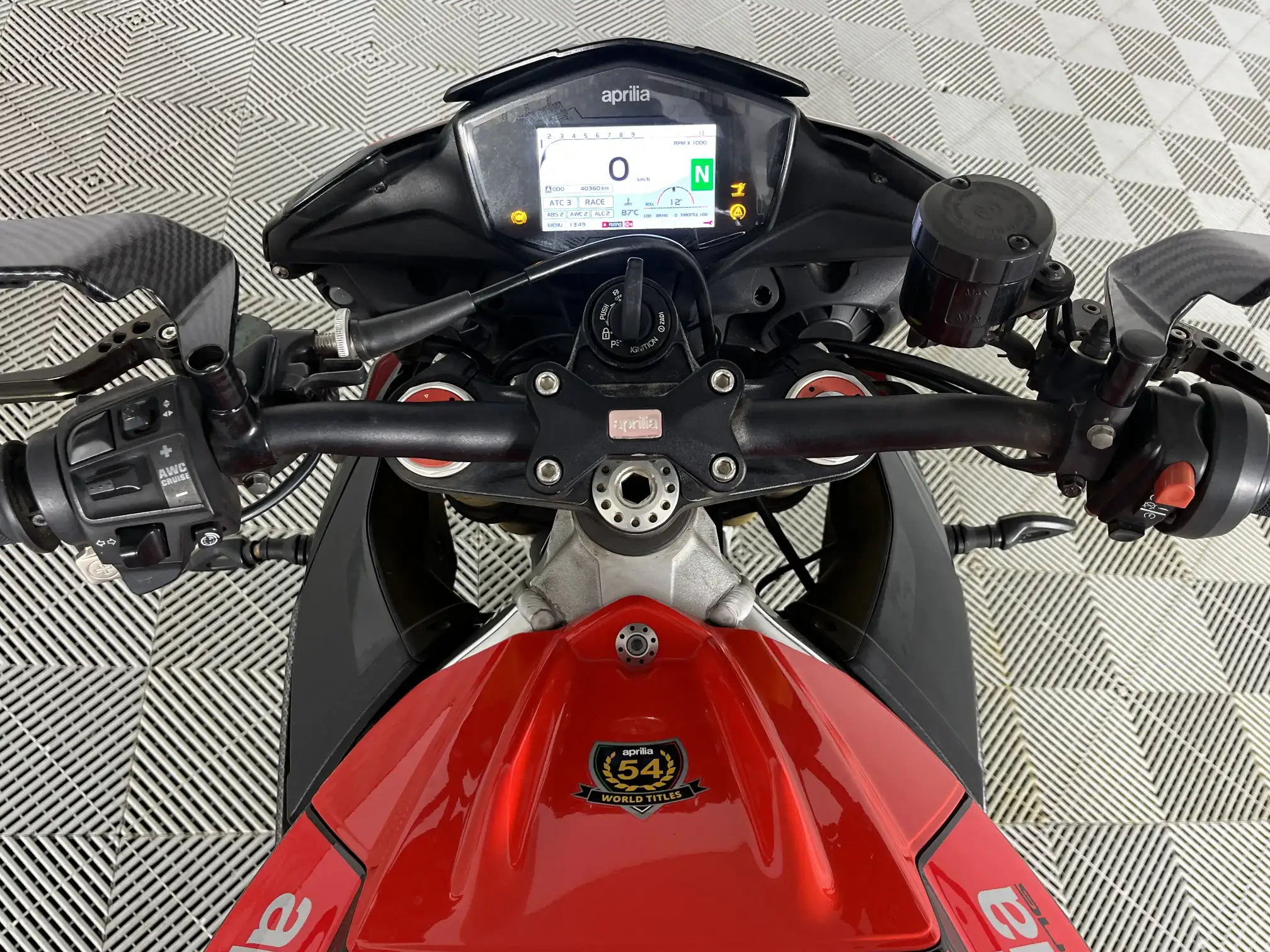 Aprilia Tuono