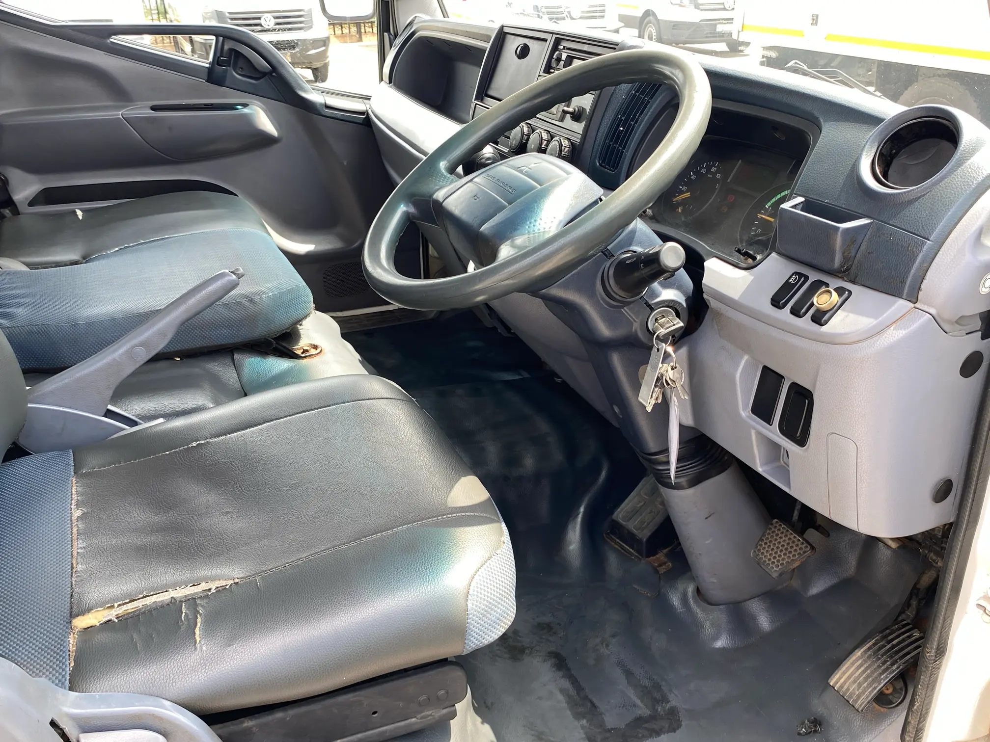 Used 2015 Fuso Canter Lift Fe8 150 Auto For Sale Webuycars