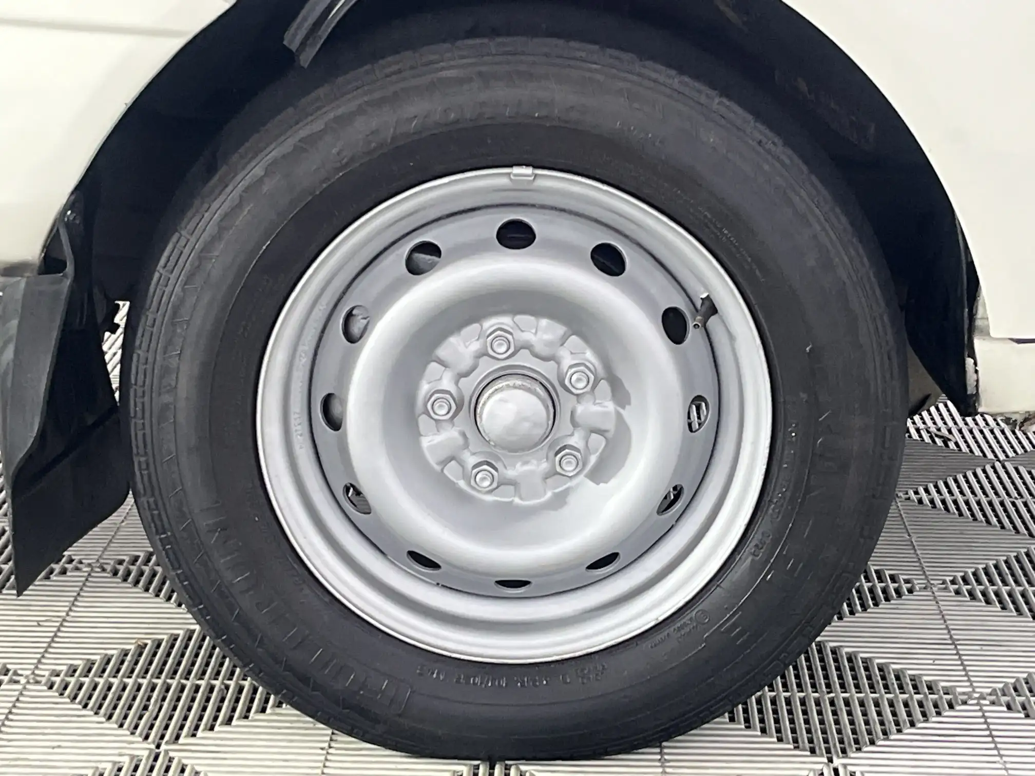 Hyundai H100