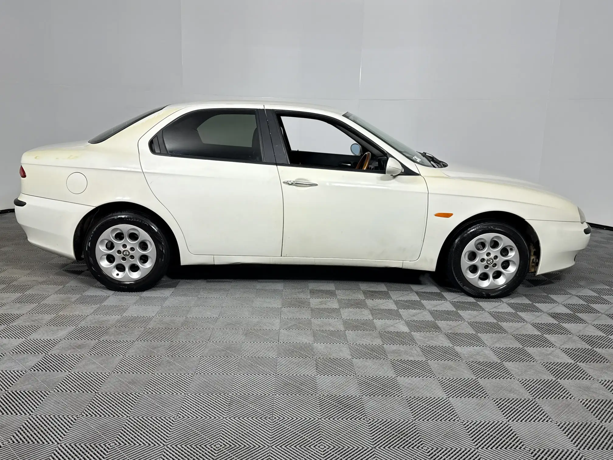 Alfa Romeo 156