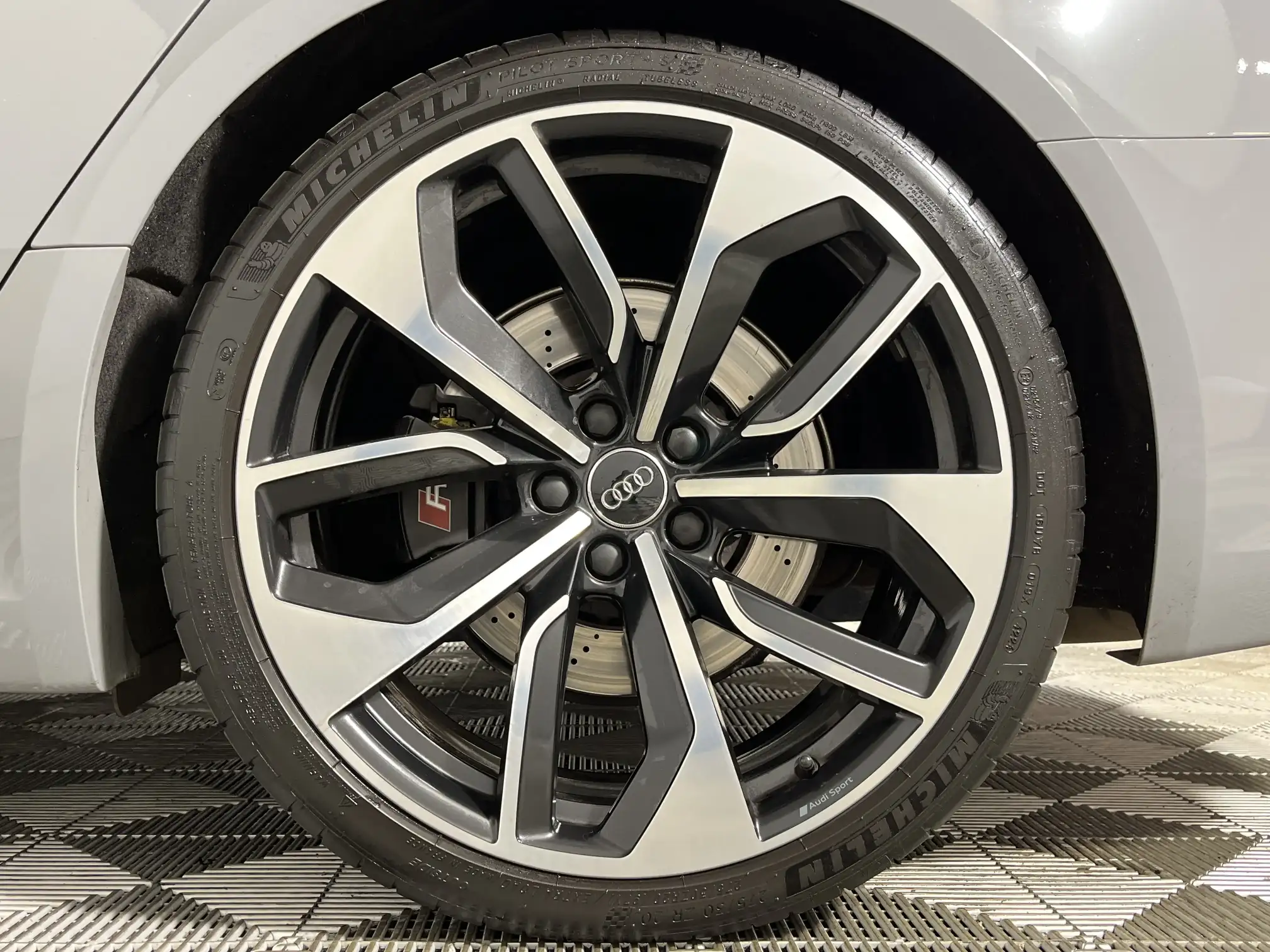 Audi RS4