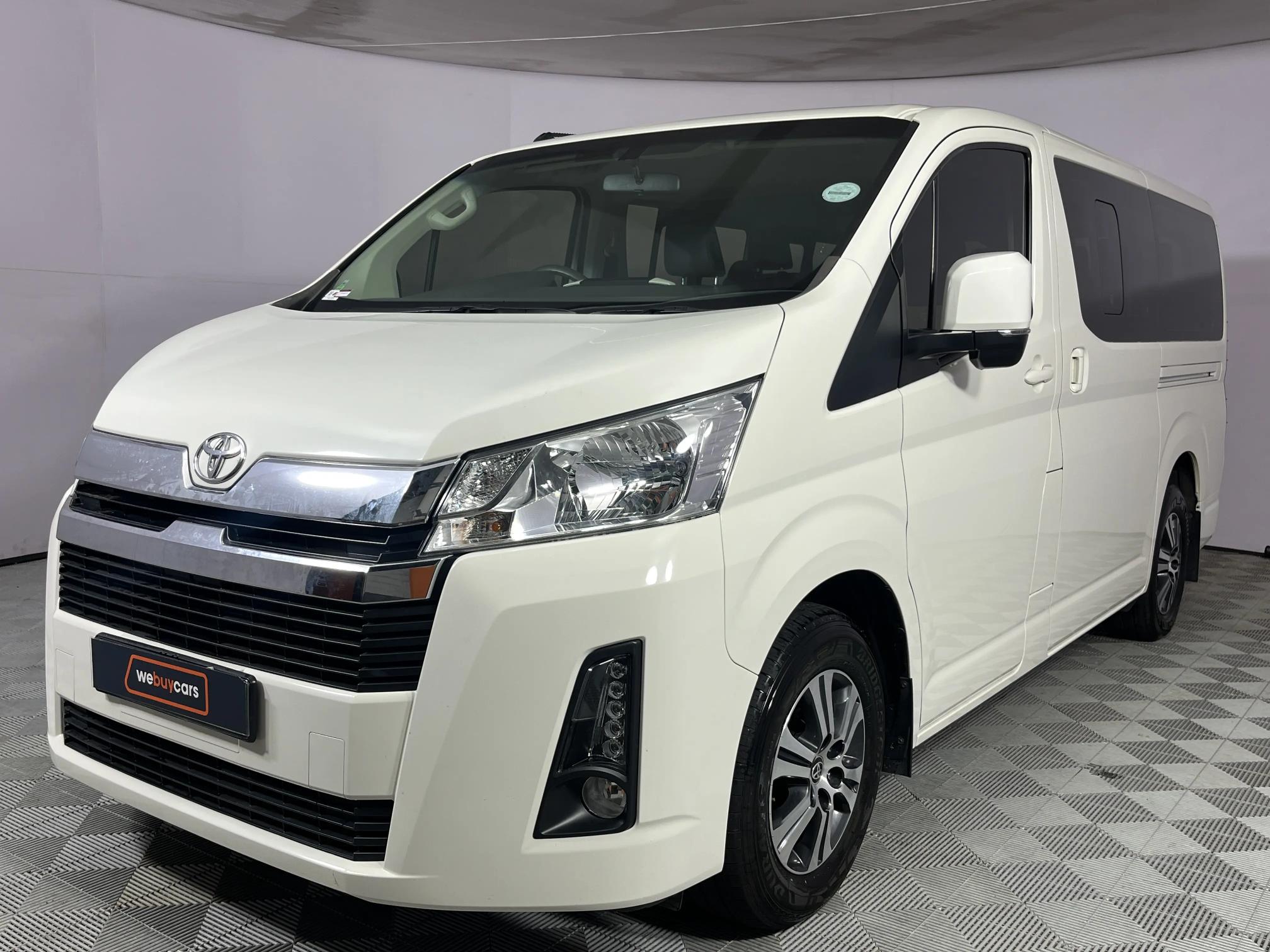 Toyota Quantum 2.8 GL 11 Seater