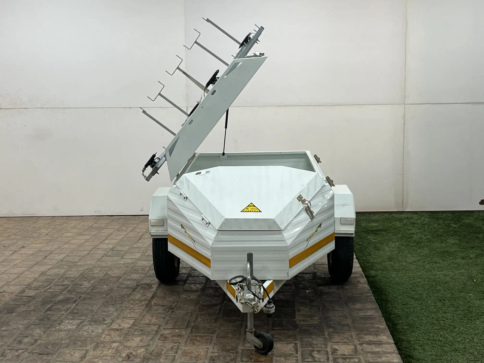 Campmaster Roadster