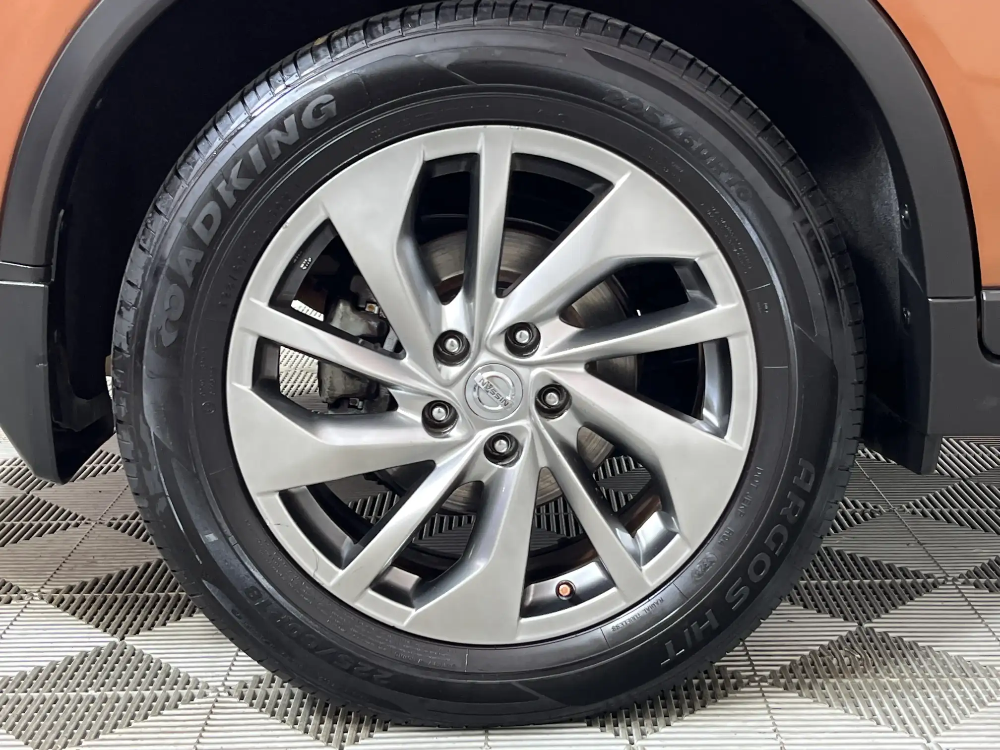Nissan X Trail