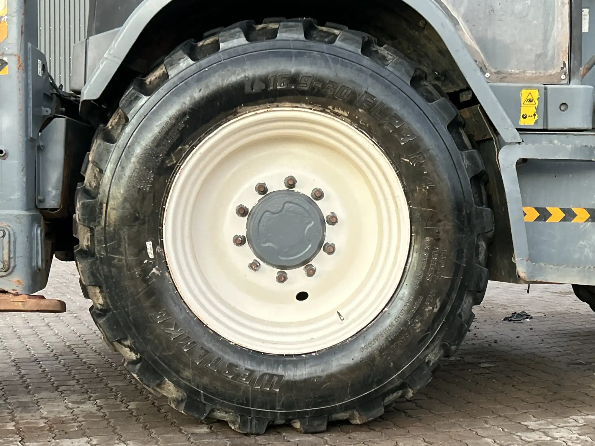 Terex TLB840