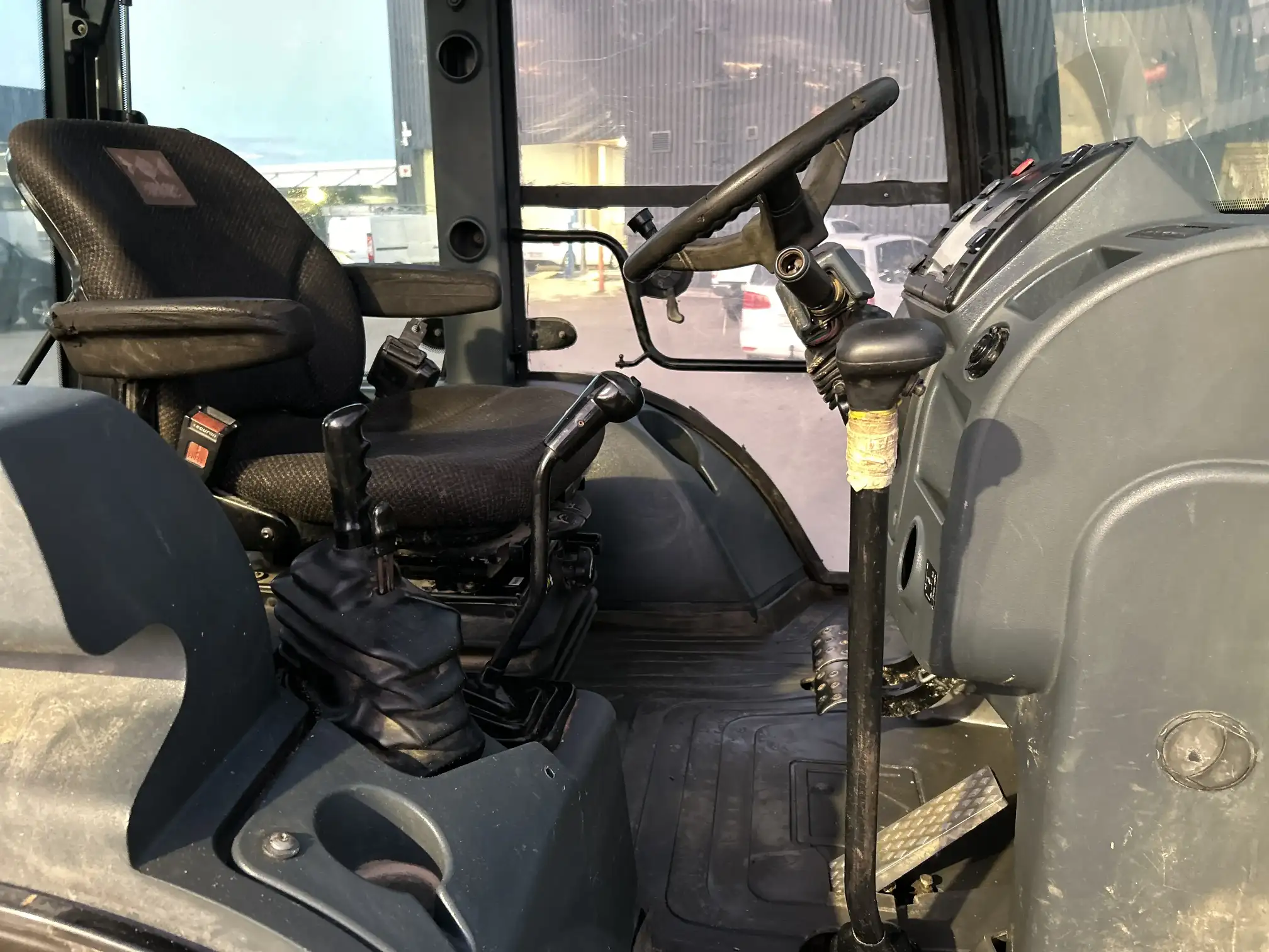 Terex TLB840