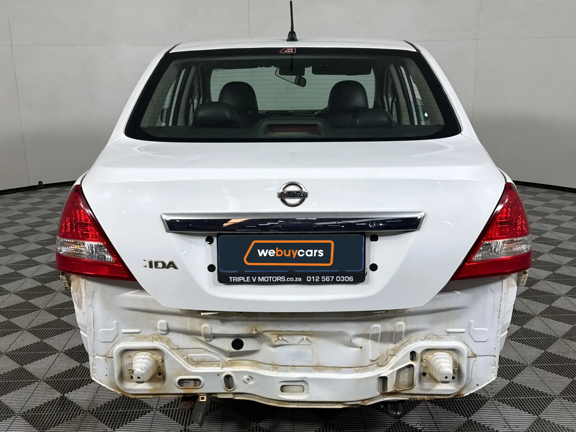 Nissan Tiida