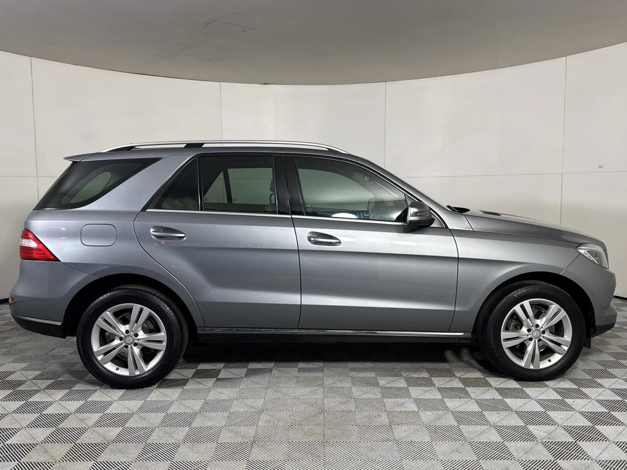 Mercedes-Benz M Class