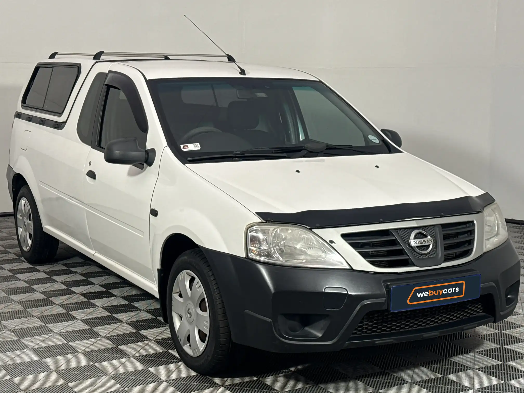 Nissan NP200