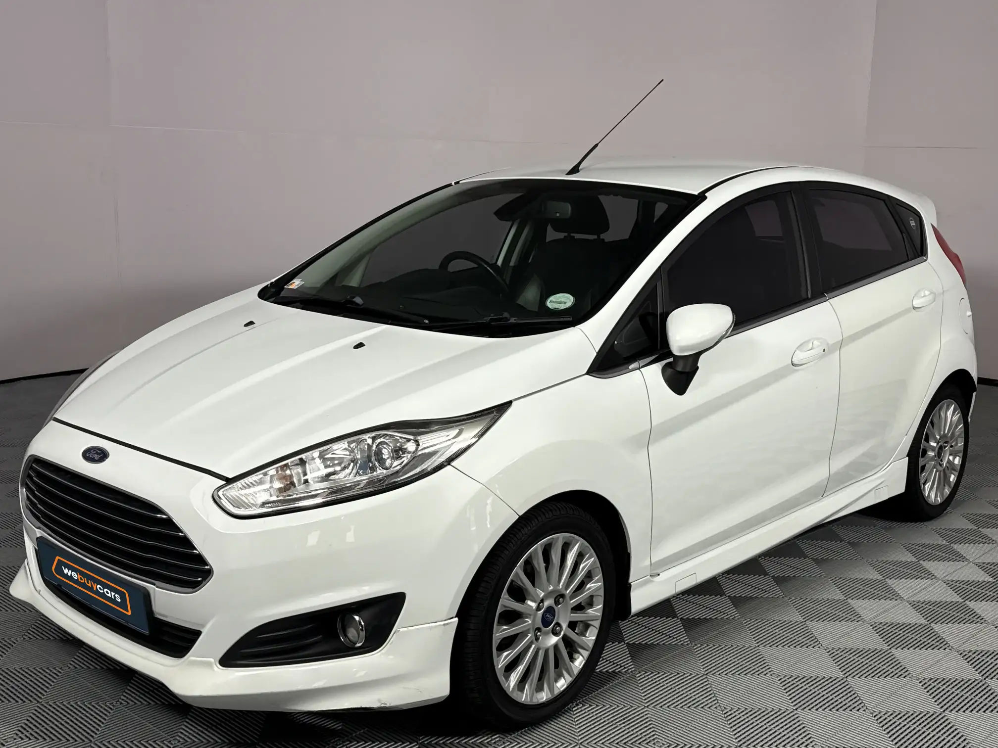 2015 Ford Fiesta