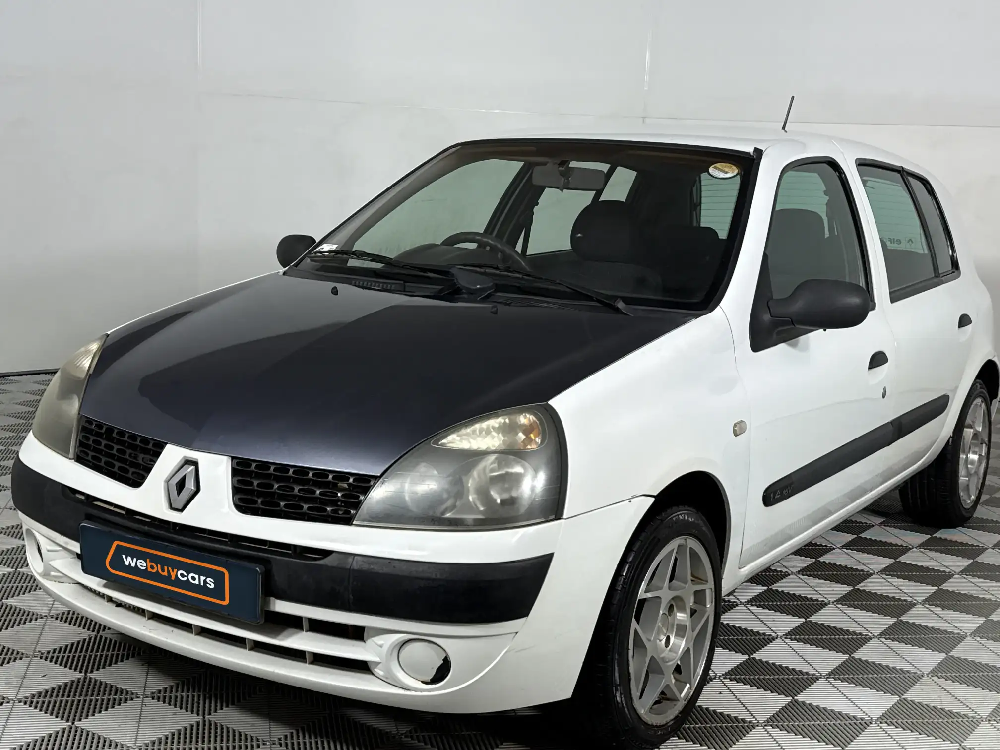 2004 Renault Clio