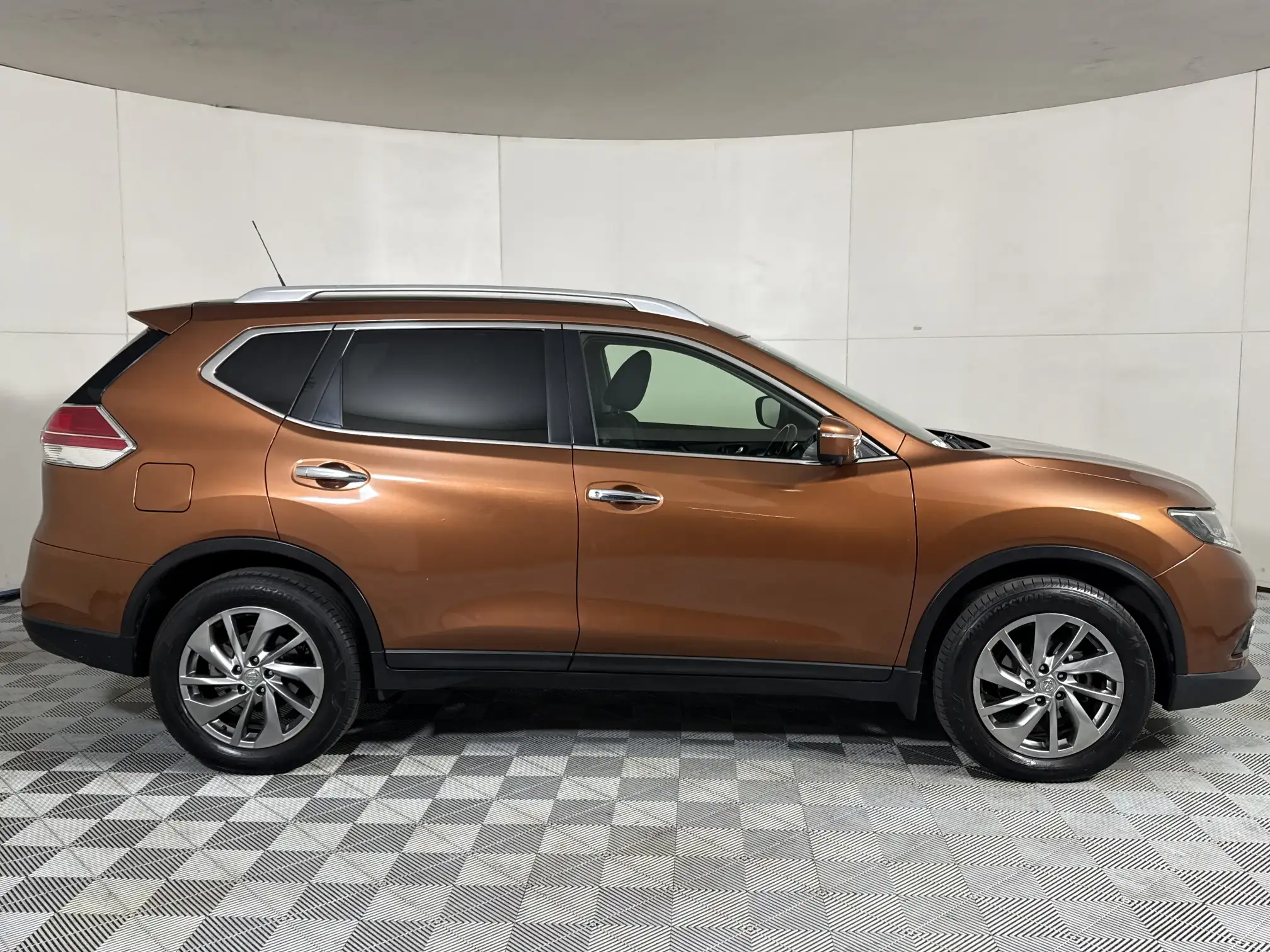 Nissan X Trail