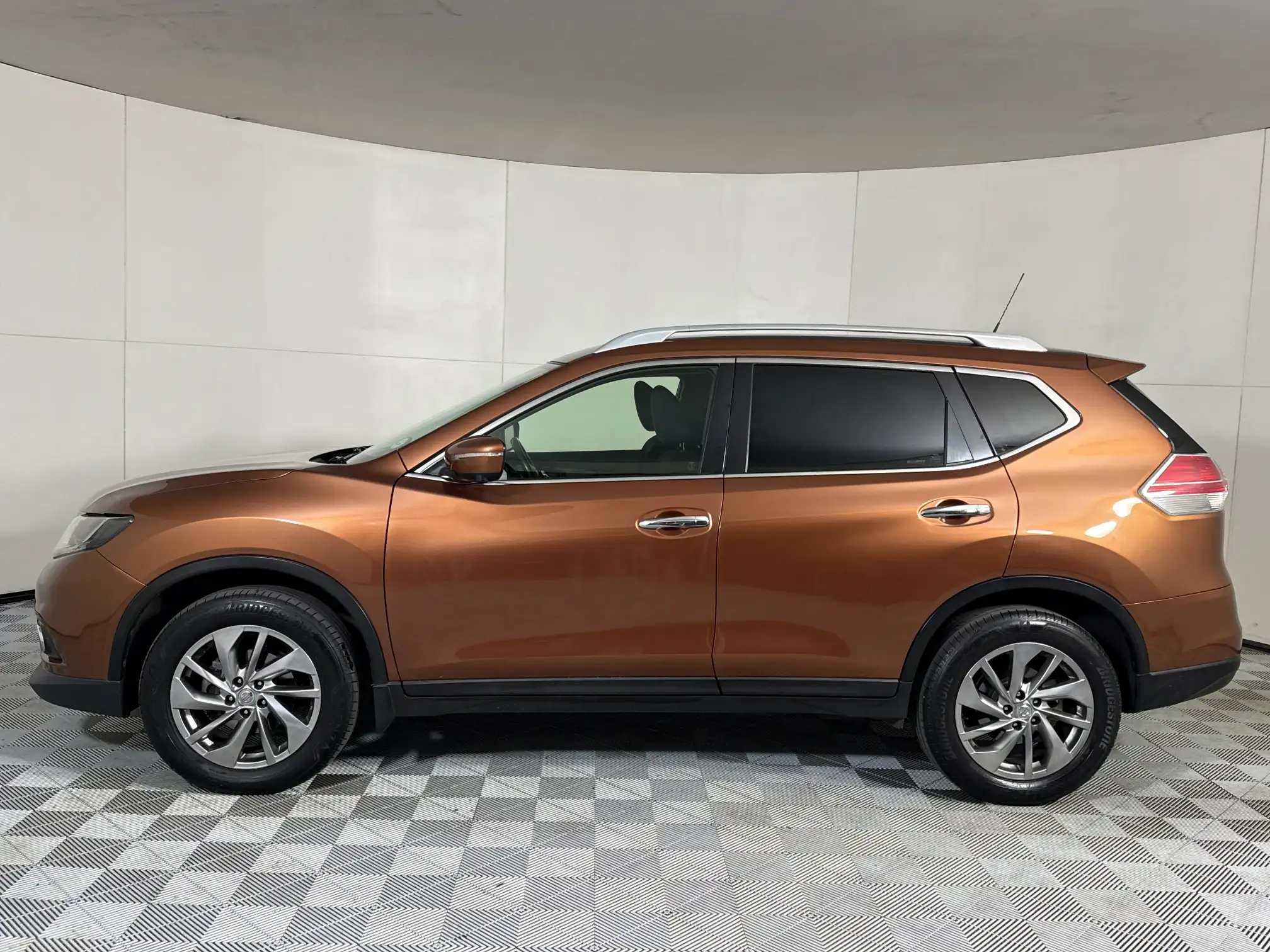 Nissan X Trail