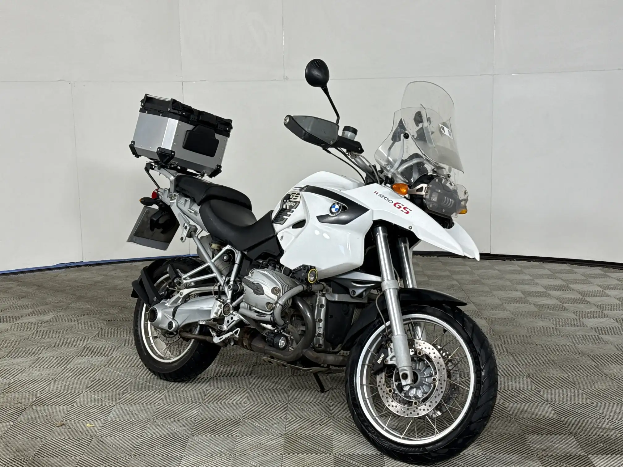 BMW R Series