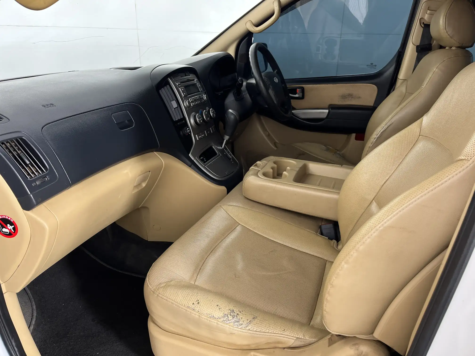 Hyundai H-1