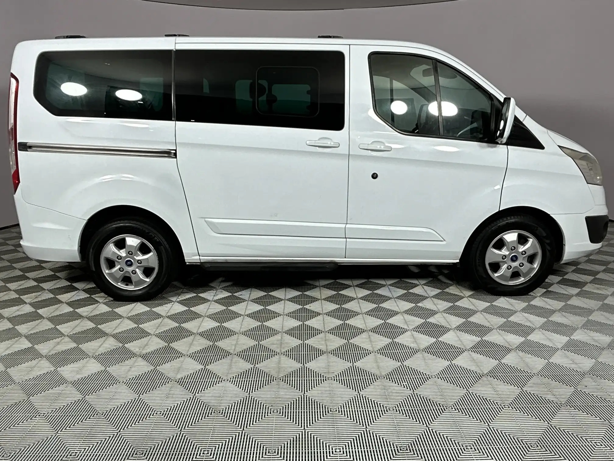Ford Tourneo