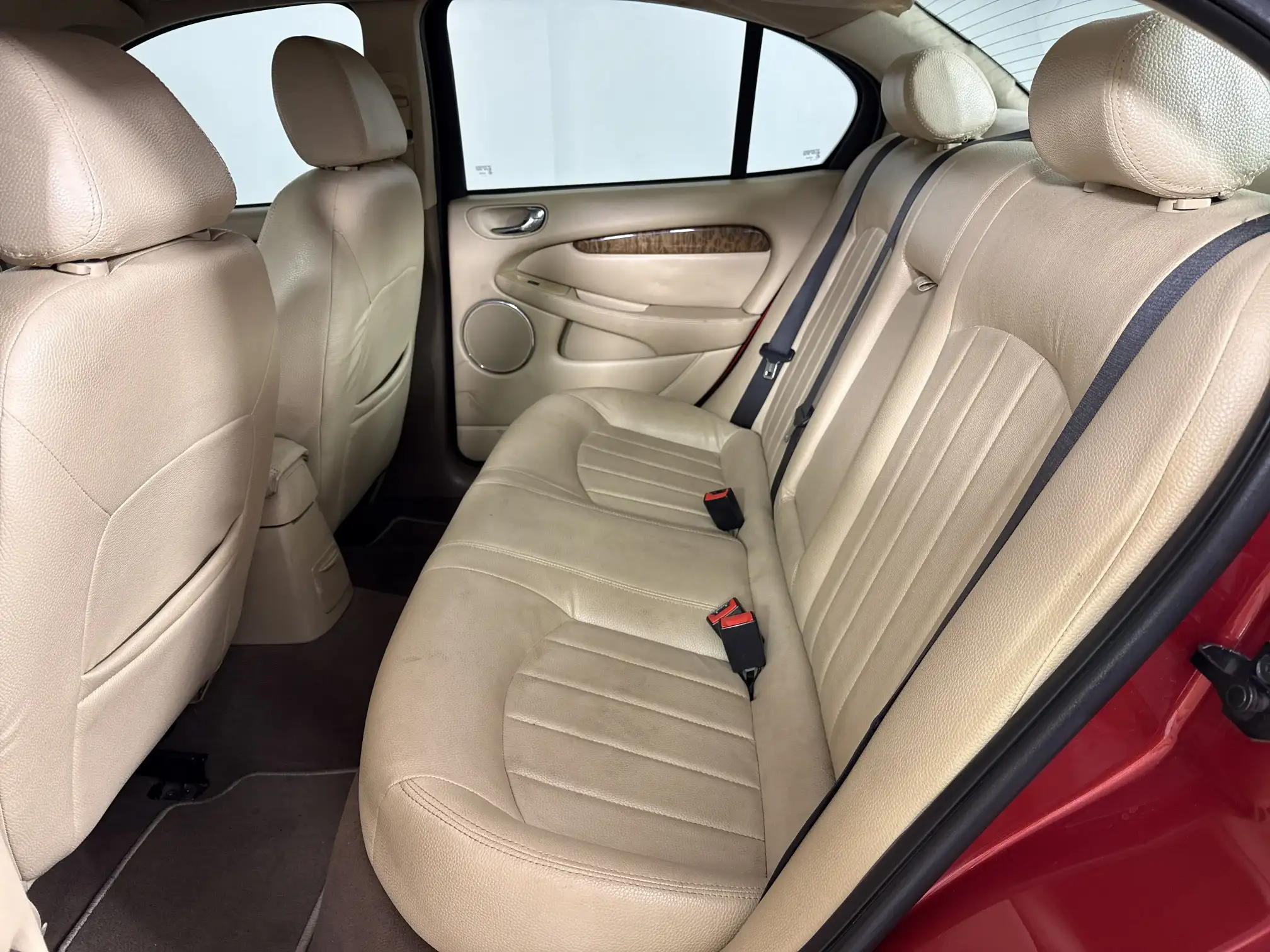 Jaguar X-Type