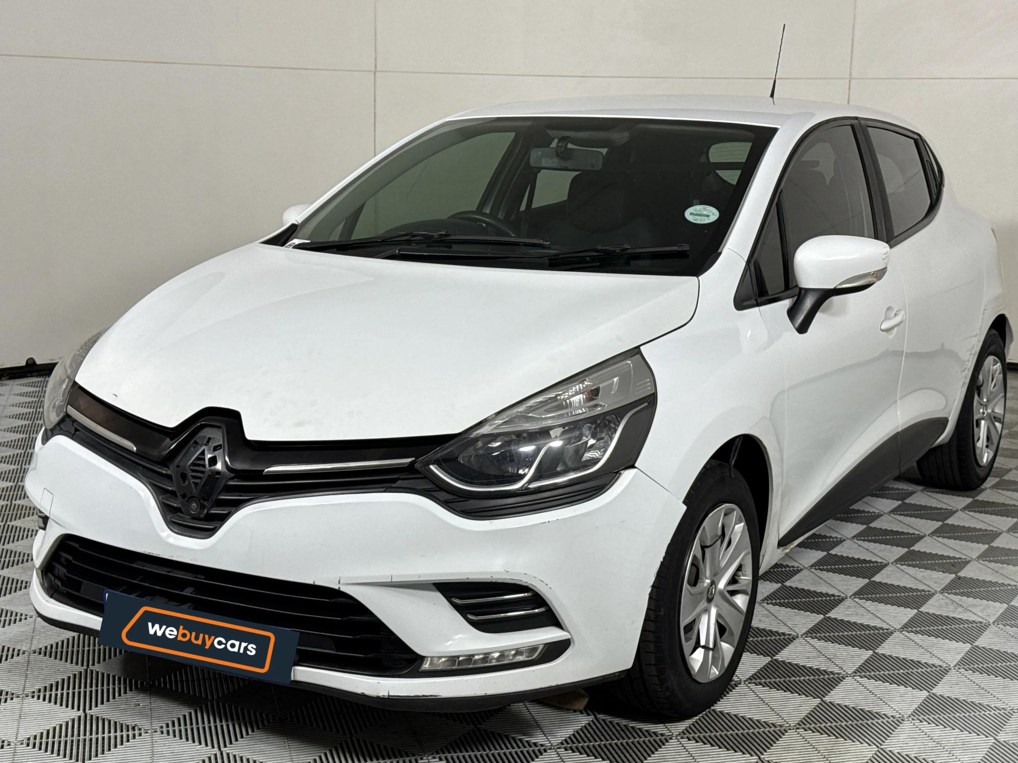 Renault Clio IV 900T (66kW) Expression 5 Door