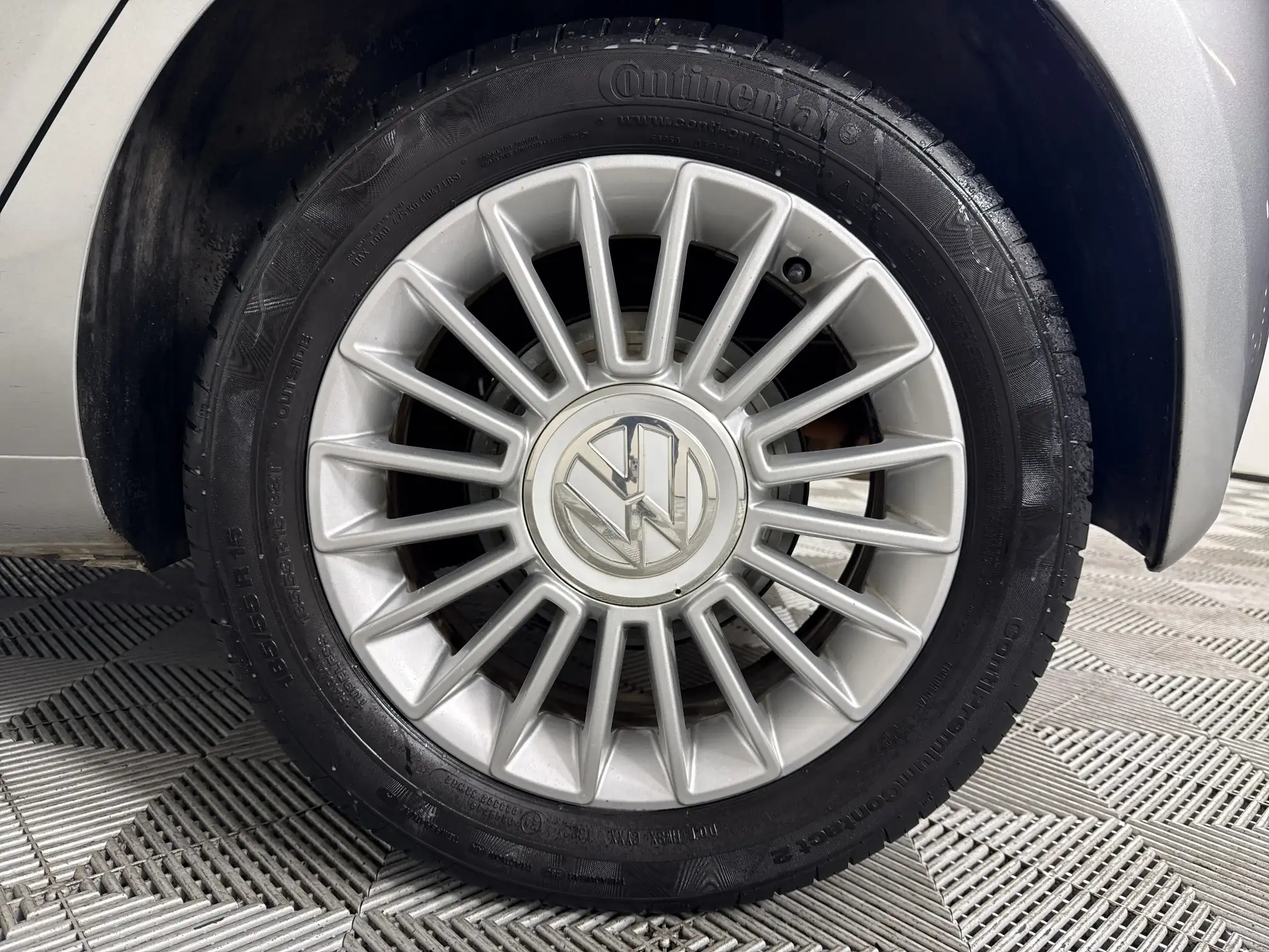 Volkswagen UP