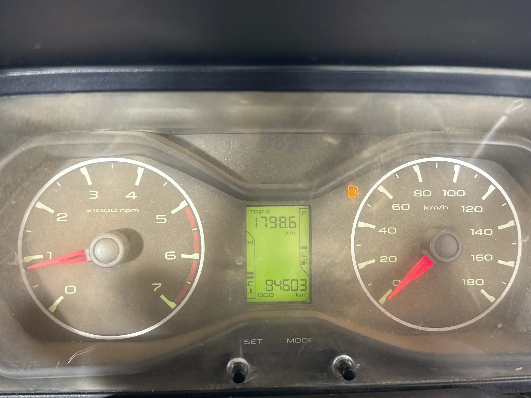 Mahindra PIK UP