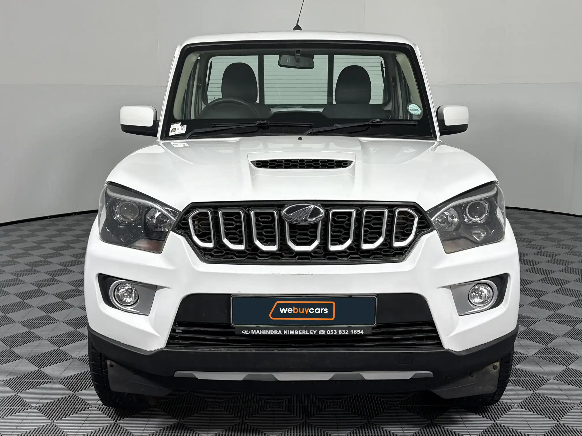 Mahindra PIK UP