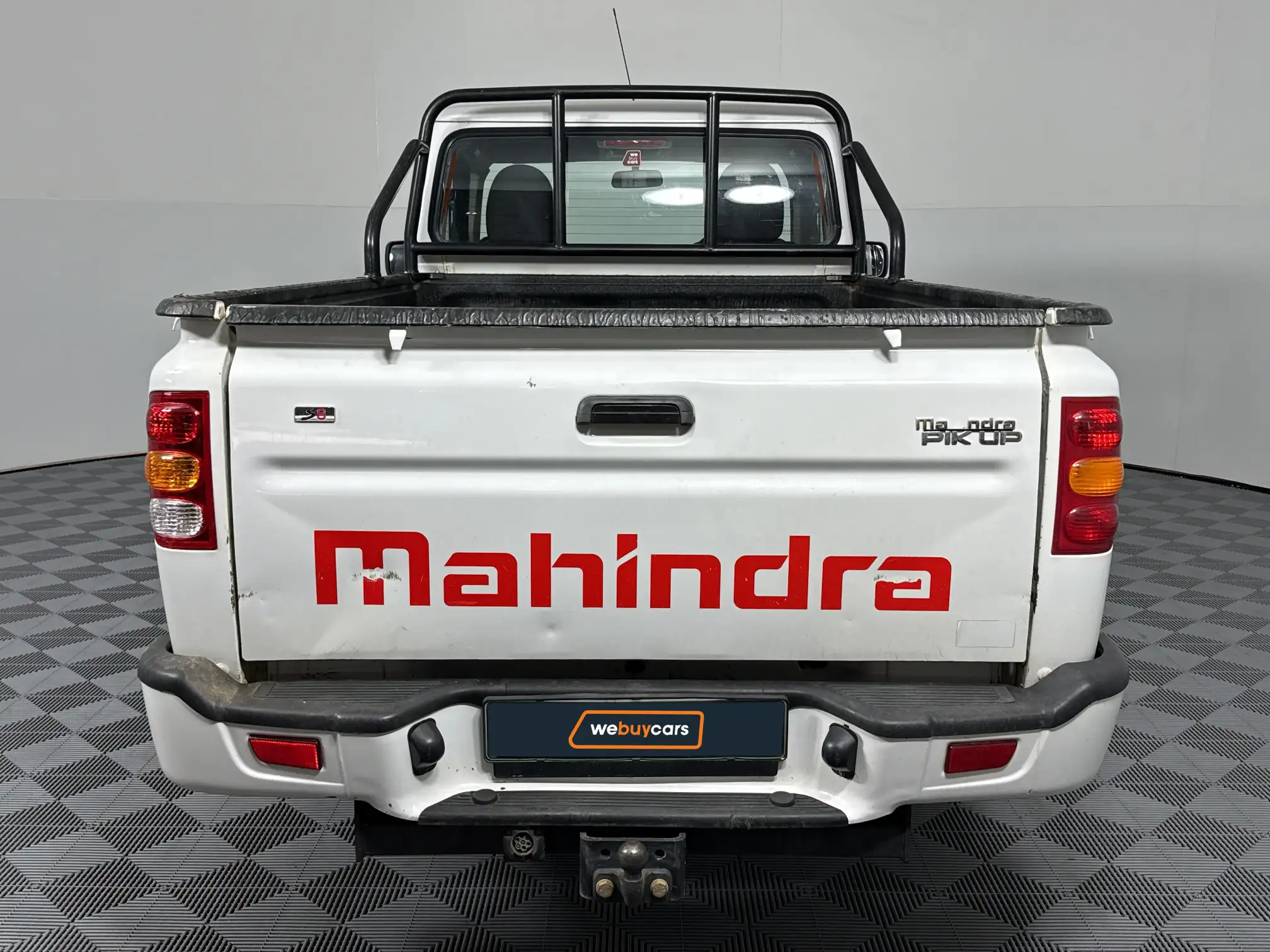 Mahindra PIK UP