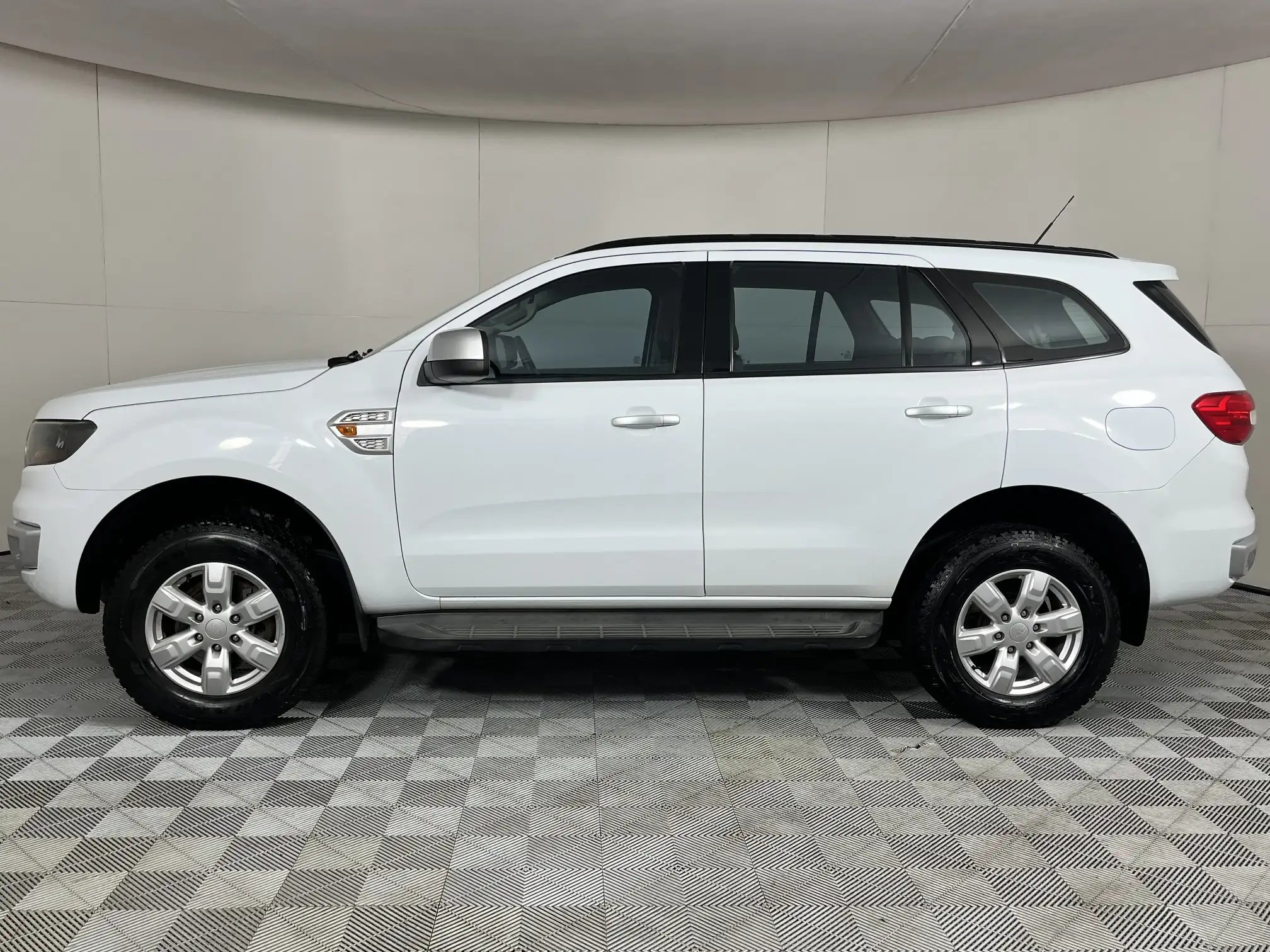 Ford Everest