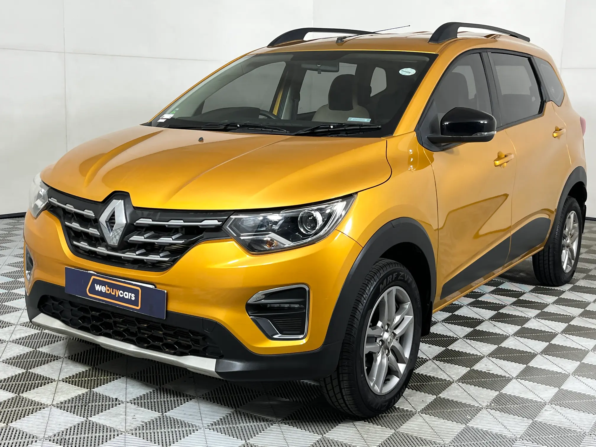 2022 Renault Triber 1.0 Prestige / Intens AMT