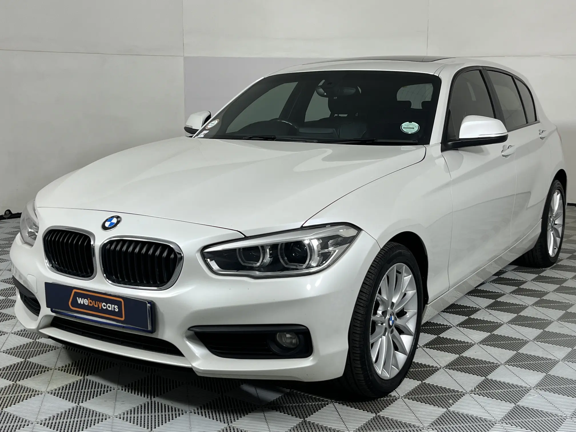 2016 BMW 1 Series 118i 5-Door Auto (F20)